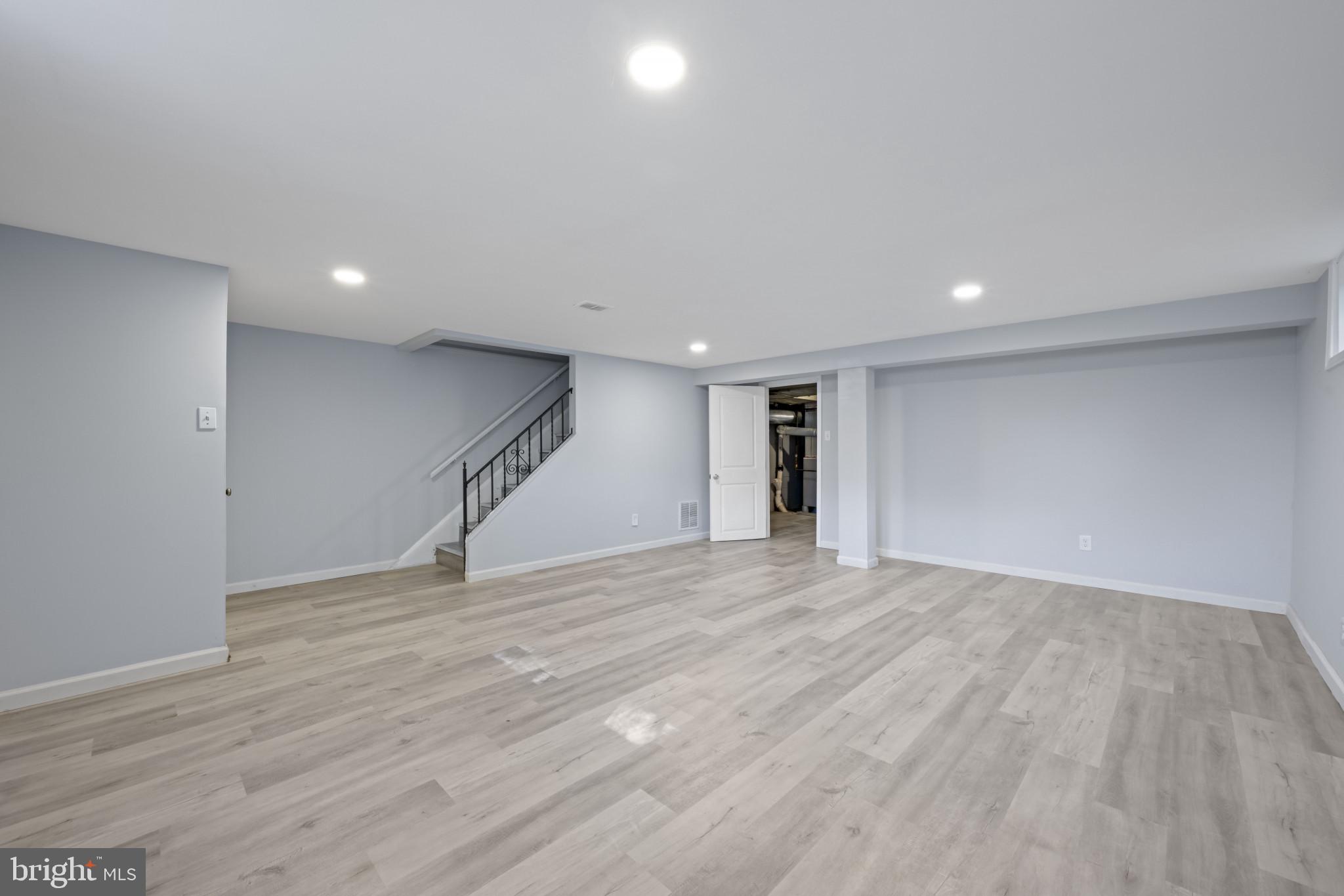 EDNOR GARDENS - LAKESIDE - Residential