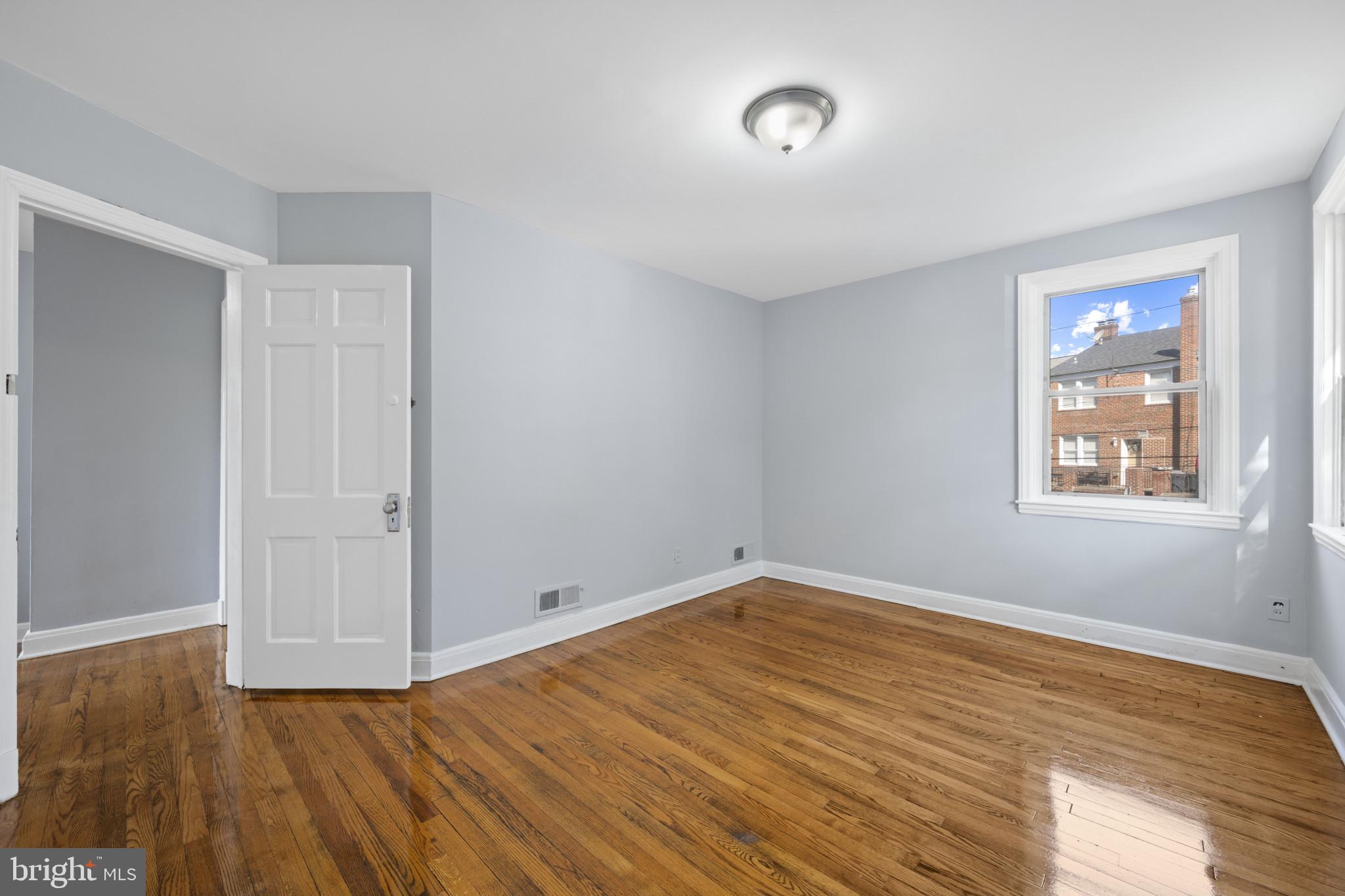 EDNOR GARDENS - LAKESIDE - Residential