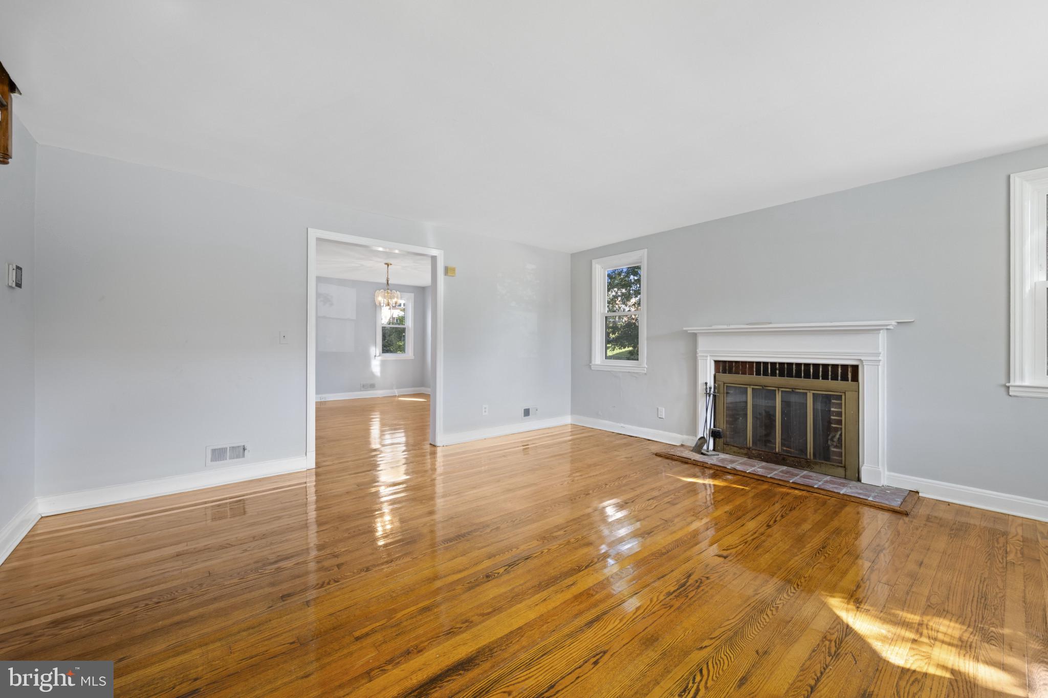 EDNOR GARDENS - LAKESIDE - Residential