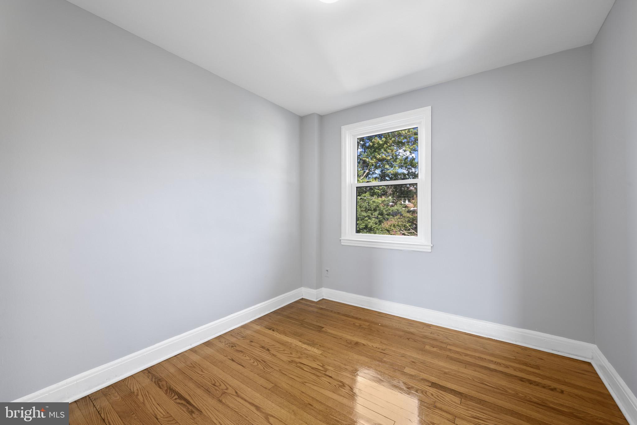 EDNOR GARDENS - LAKESIDE - Residential