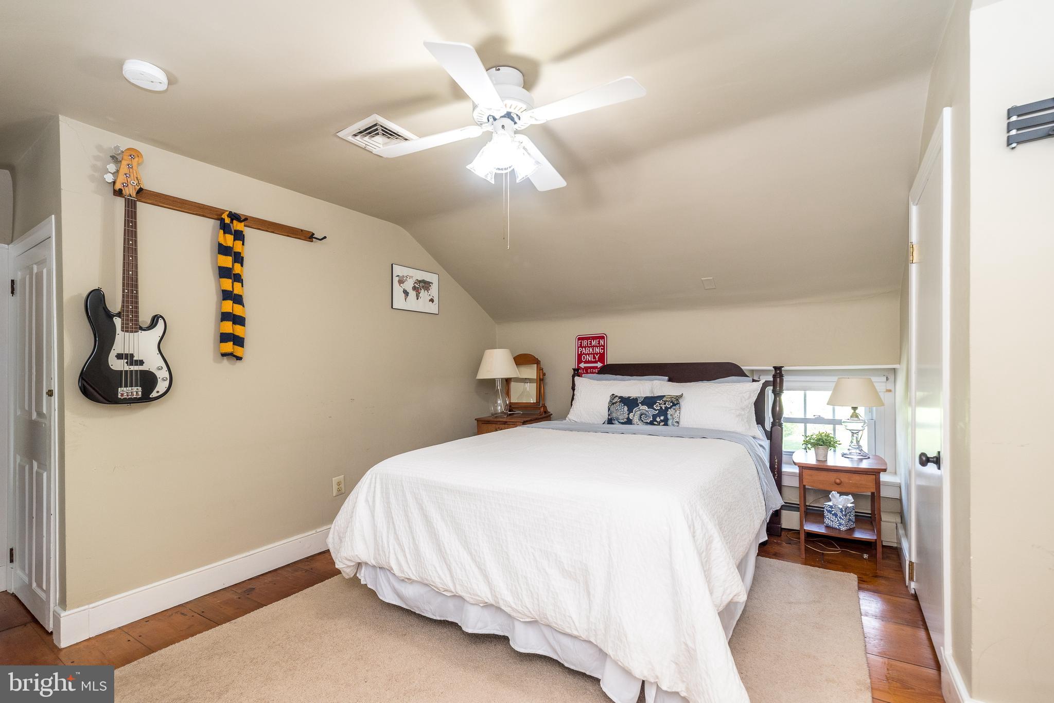 ARBOUR HILL - Residential