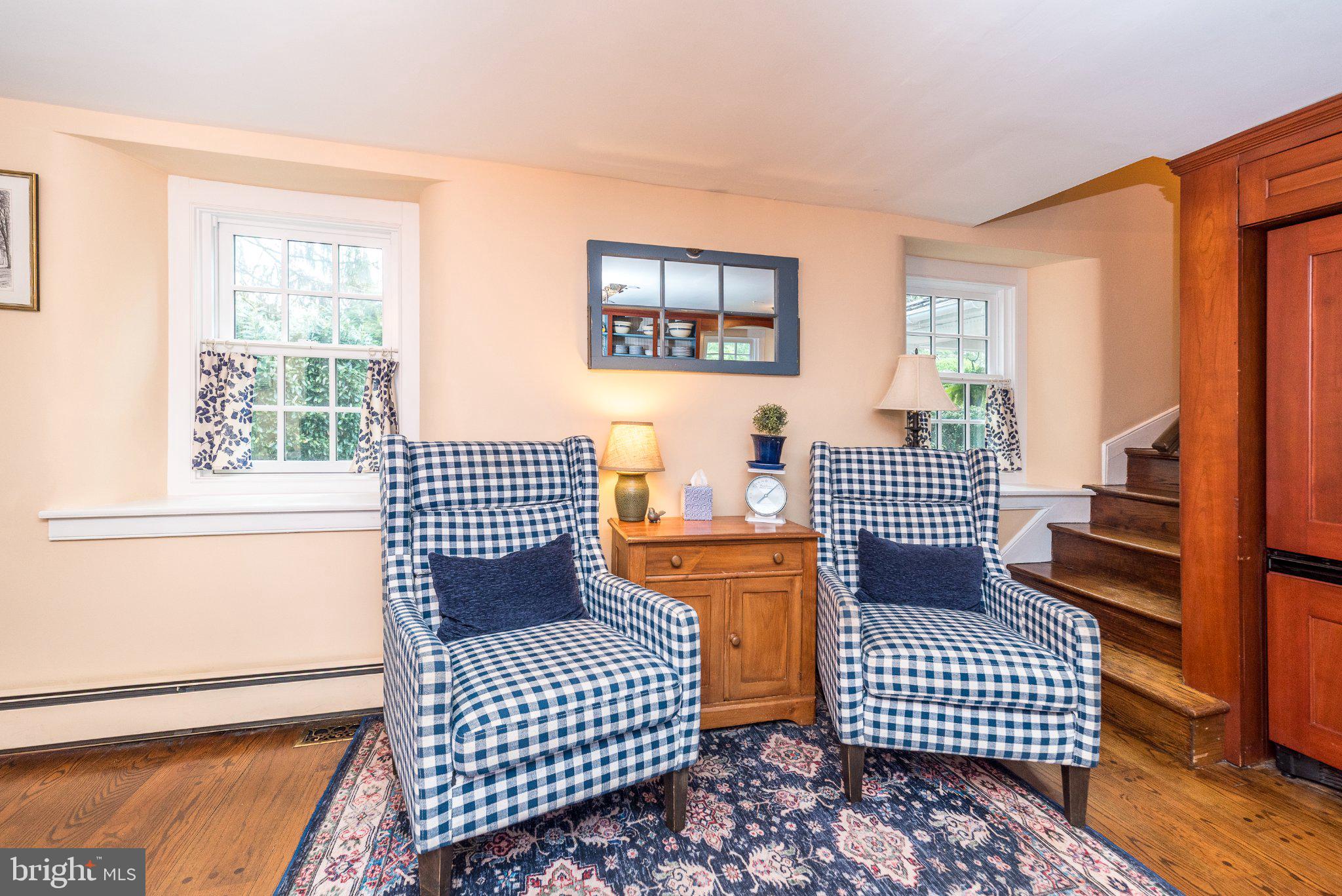 ARBOUR HILL - Residential