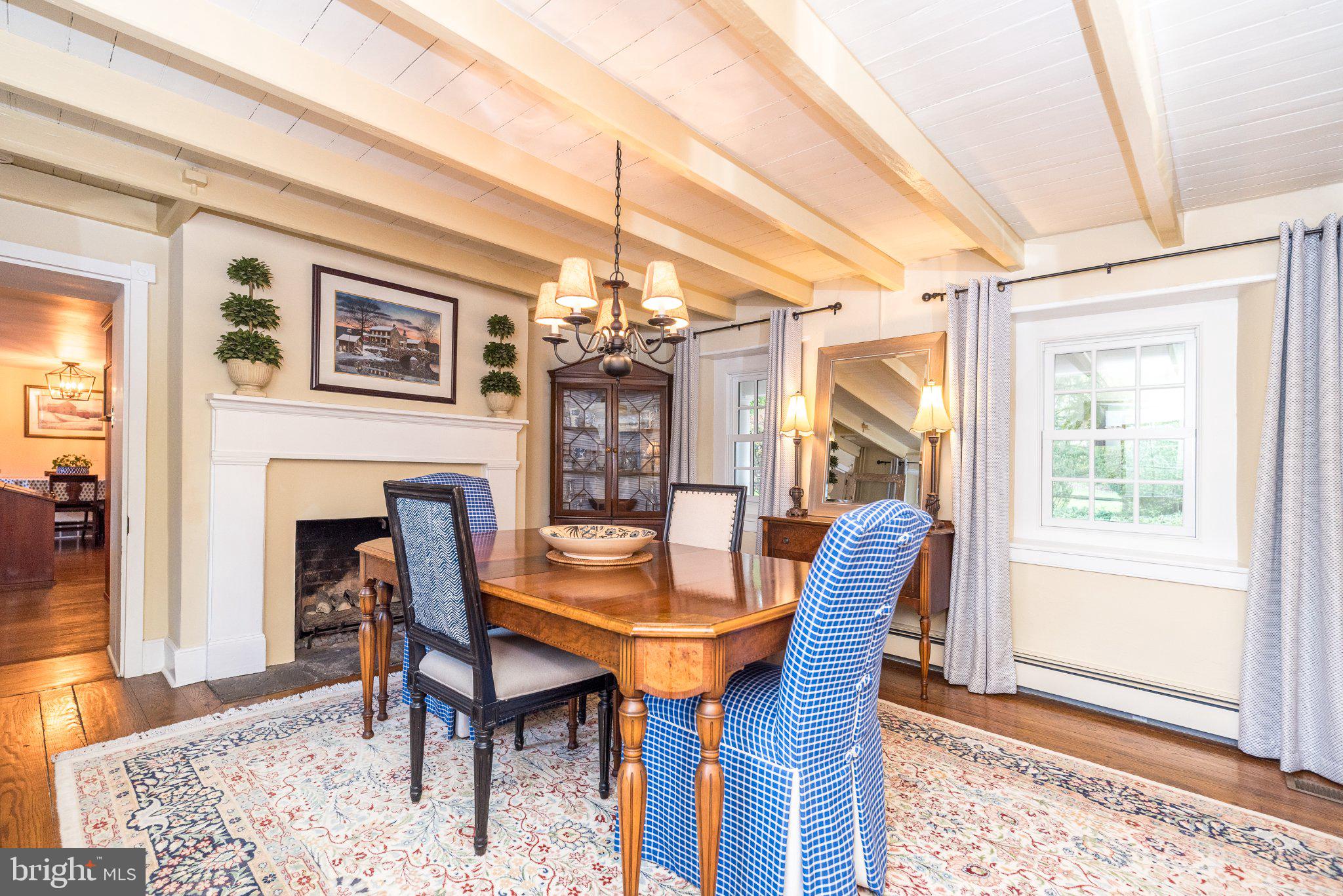 ARBOUR HILL - Residential