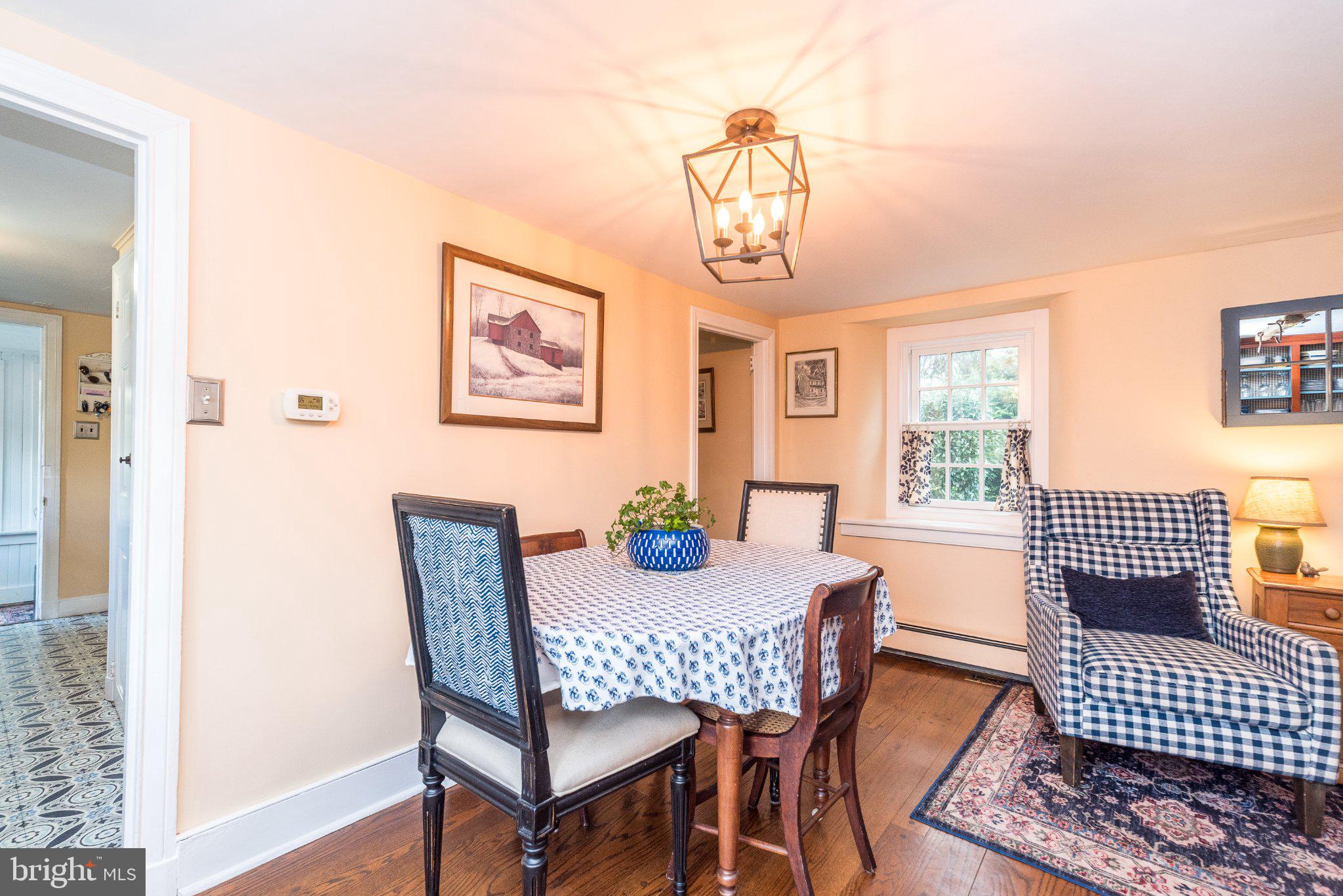 ARBOUR HILL - Residential