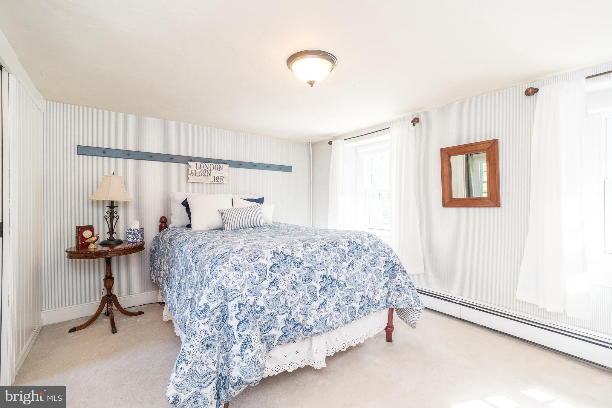 ARBOUR HILL - Residential