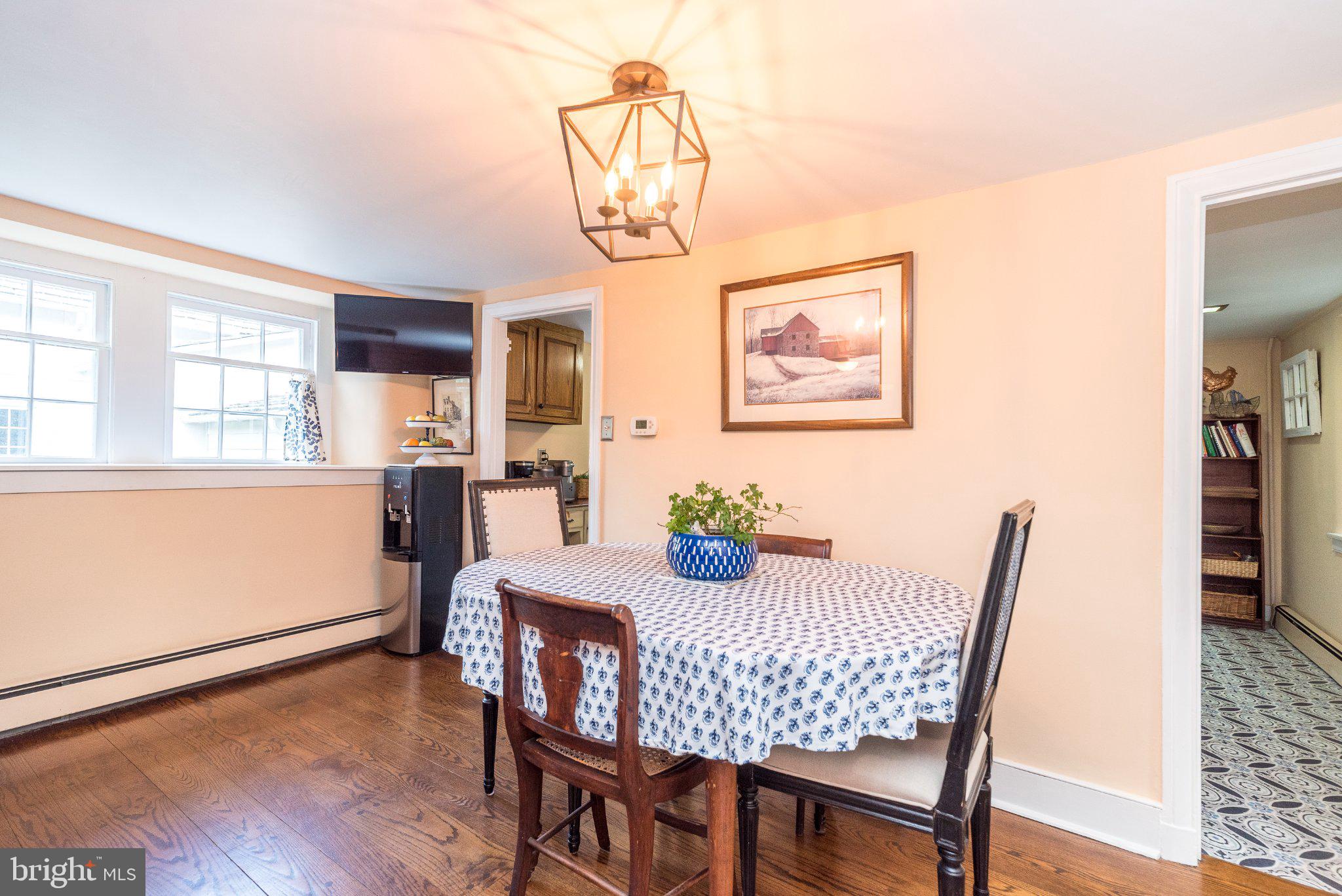 ARBOUR HILL - Residential