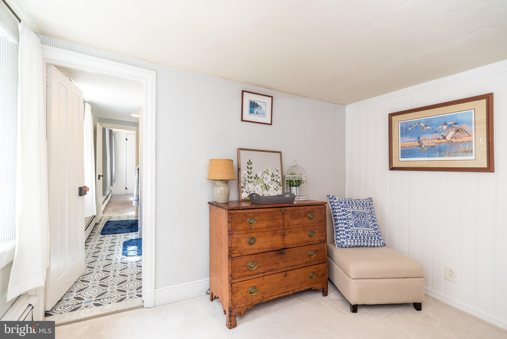 ARBOUR HILL - Residential