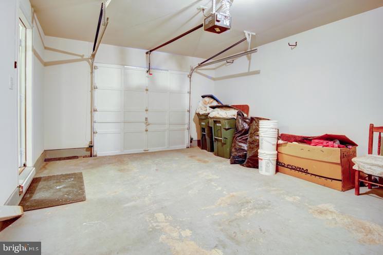 NORTH HART RUN - Residential Lease