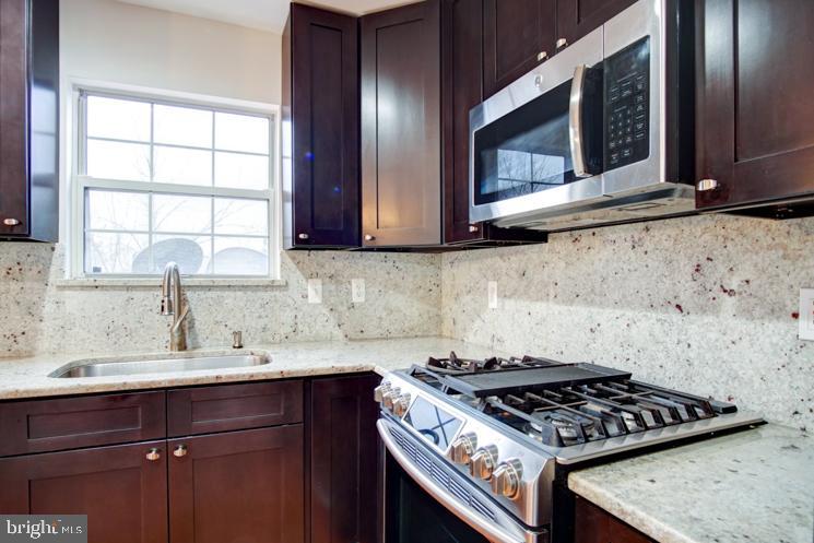 NORTH HART RUN - Residential Lease