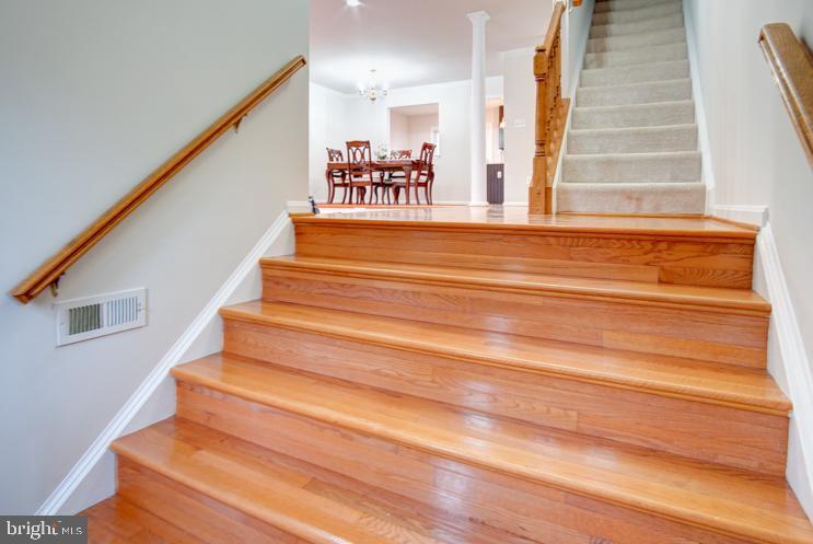 NORTH HART RUN - Residential Lease