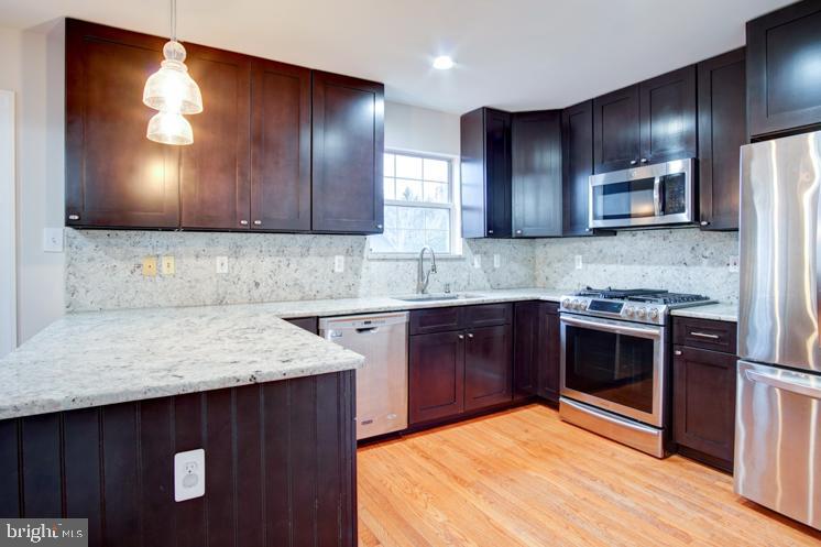 NORTH HART RUN - Residential Lease