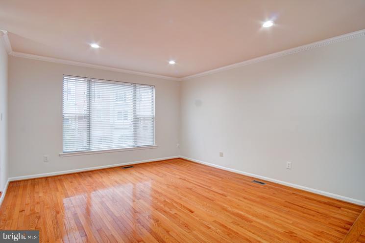 NORTH HART RUN - Residential Lease