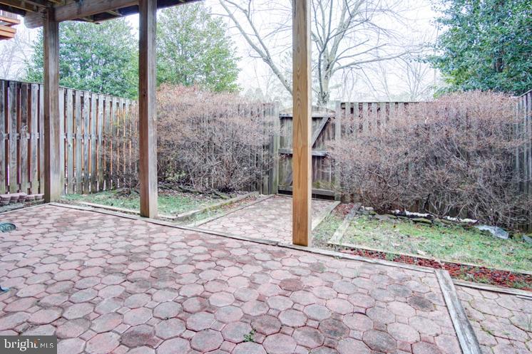 NORTH HART RUN - Residential Lease