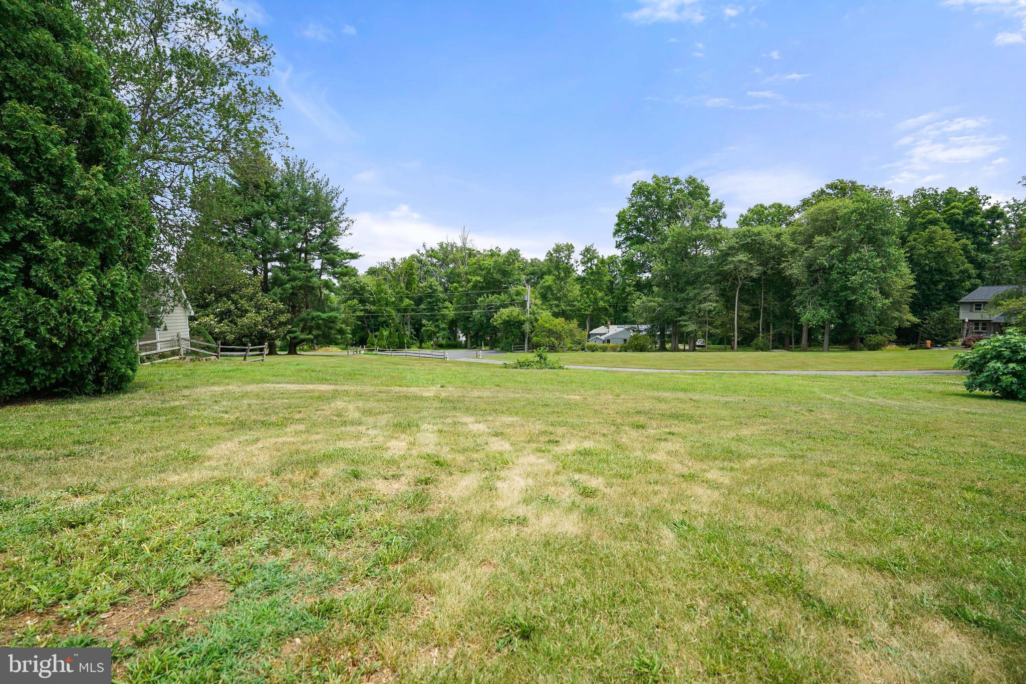 BAY VIEW SPRINGS - Residential