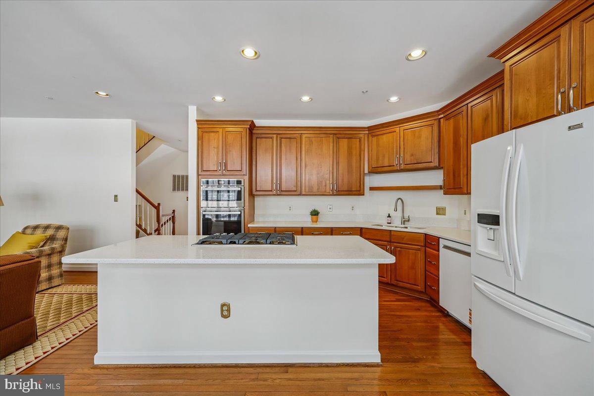 POTOMAC CREST - Residential