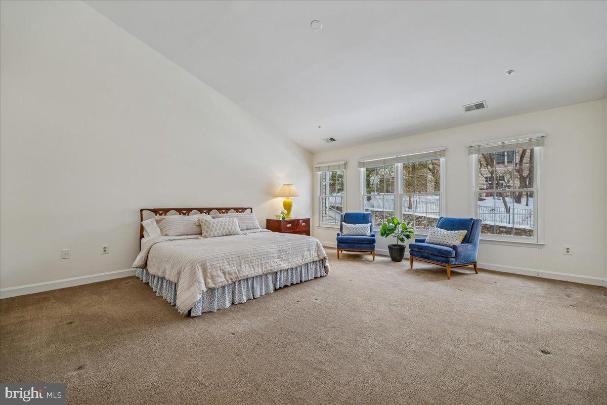 POTOMAC CREST - Residential