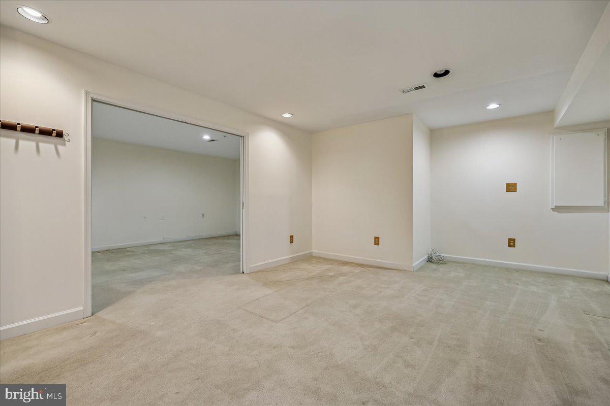 POTOMAC CREST - Residential