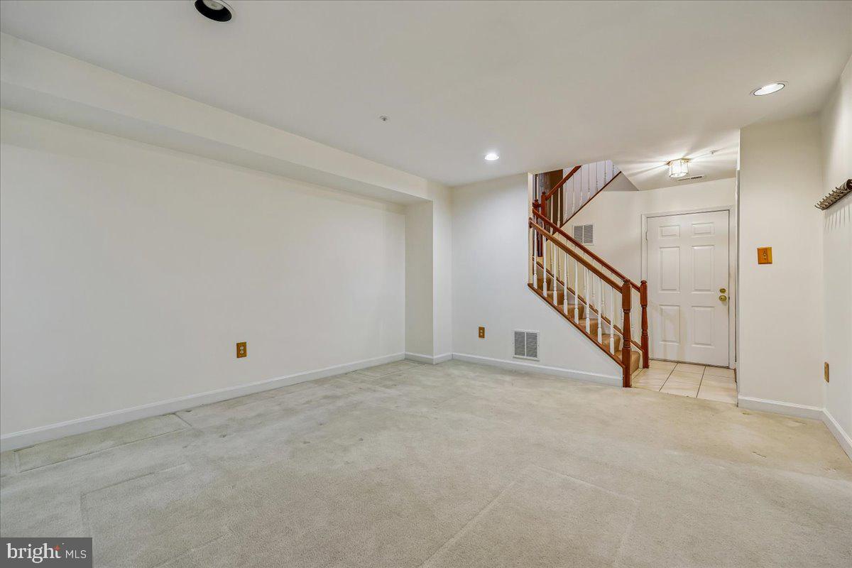 POTOMAC CREST - Residential