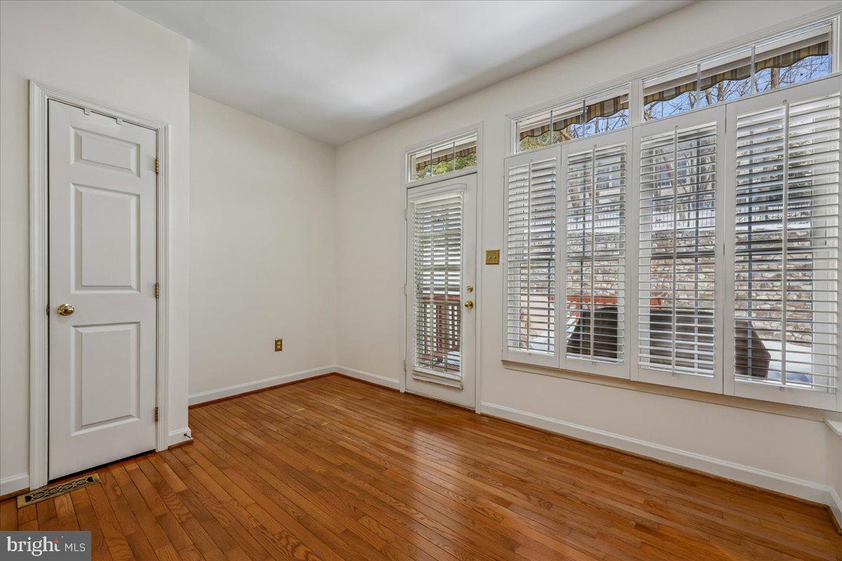 POTOMAC CREST - Residential