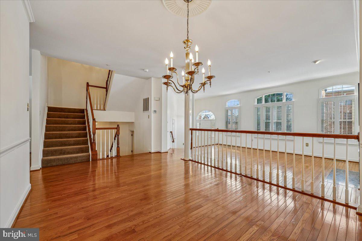 POTOMAC CREST - Residential