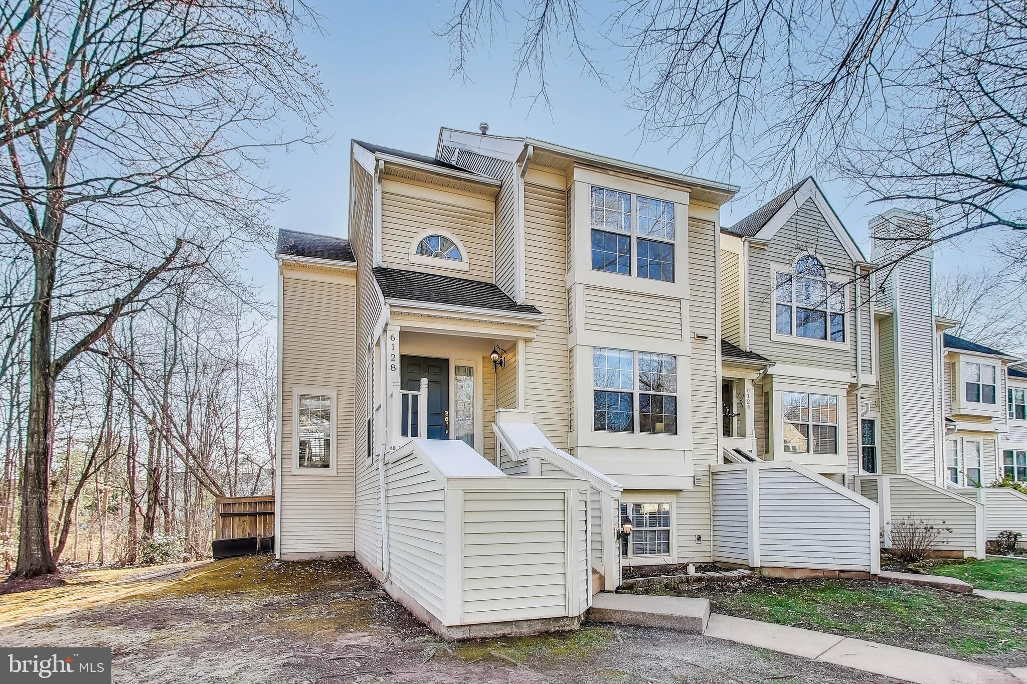 WOODGATE VILLAGE - Residential