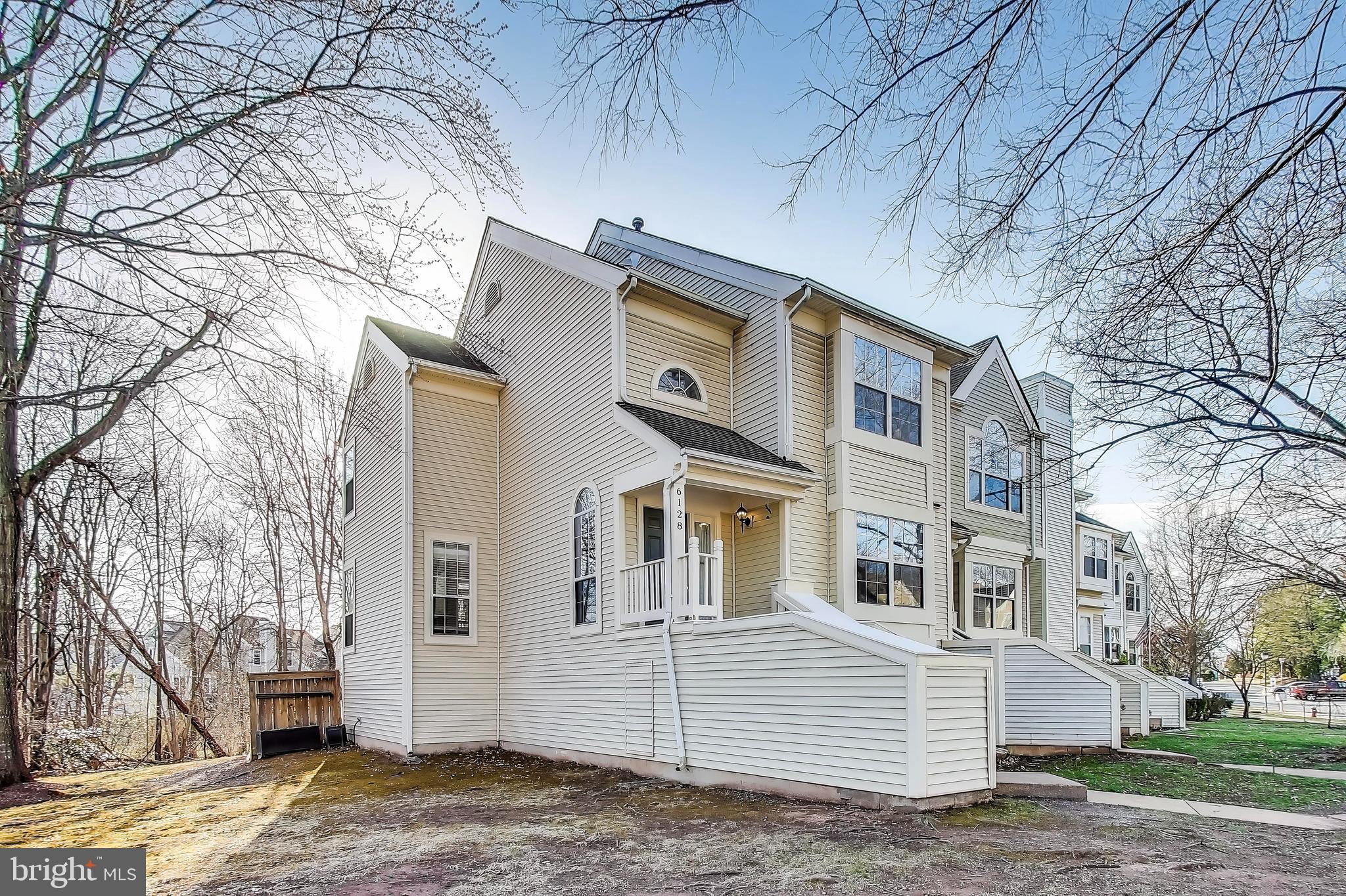 WOODGATE VILLAGE - Residential