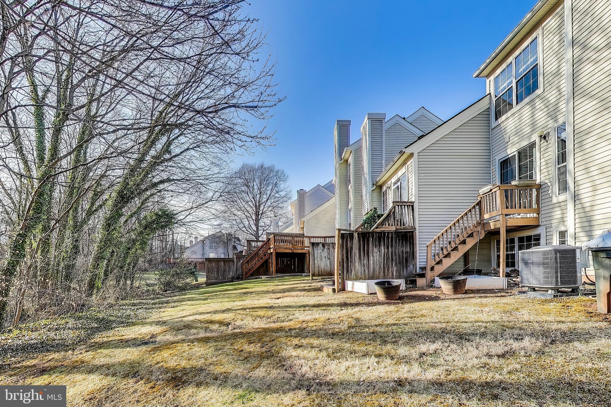 WOODGATE VILLAGE - Residential