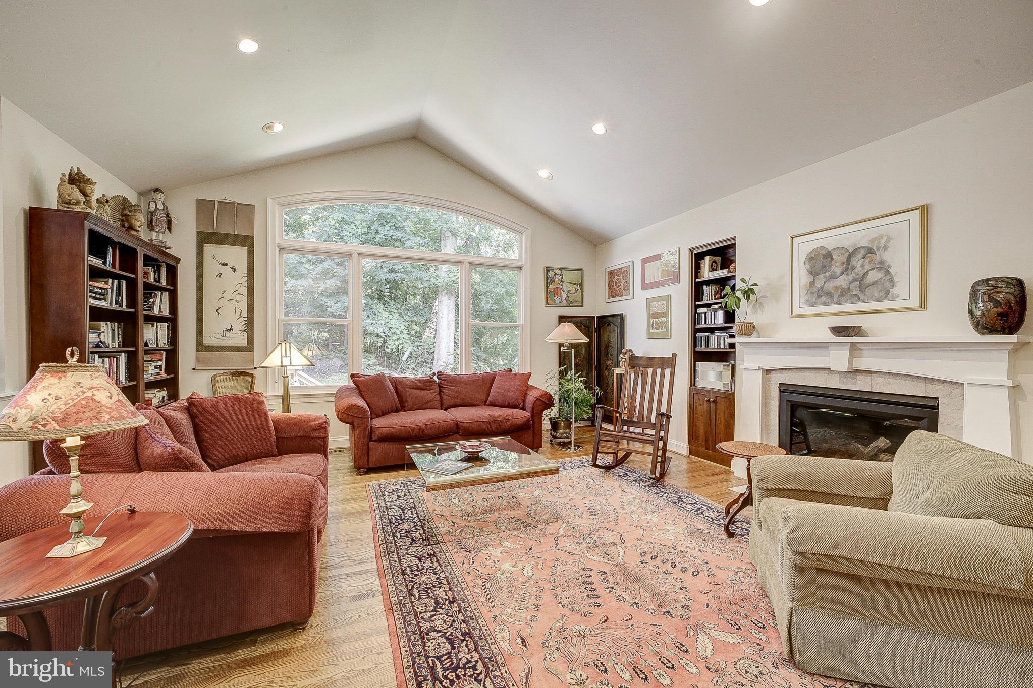 CHEVY CHASE - Residential