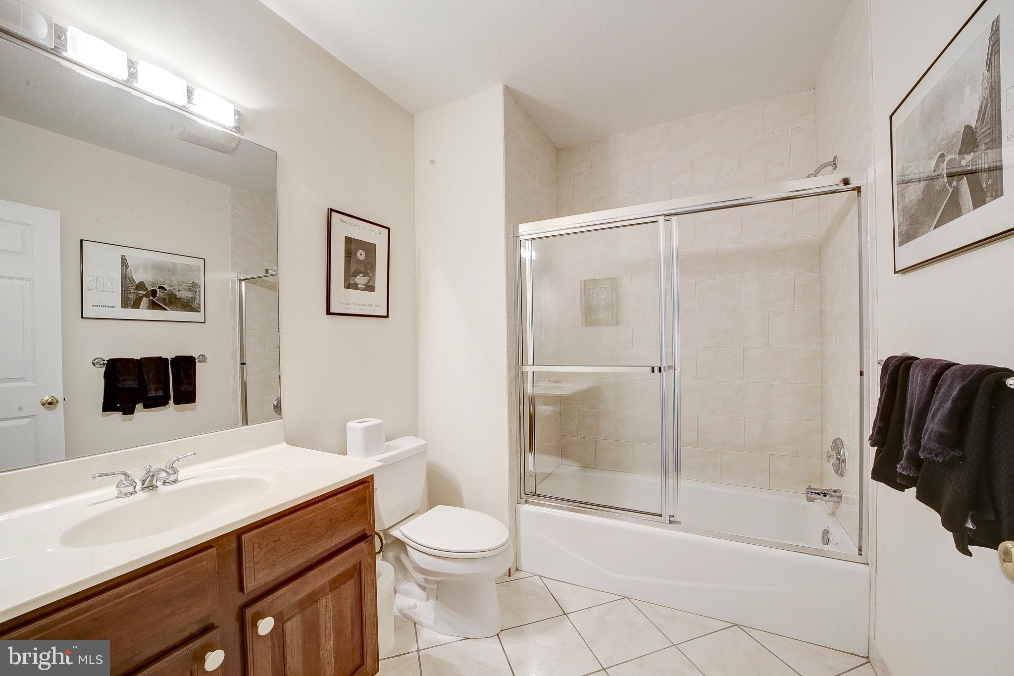 CHEVY CHASE - Residential