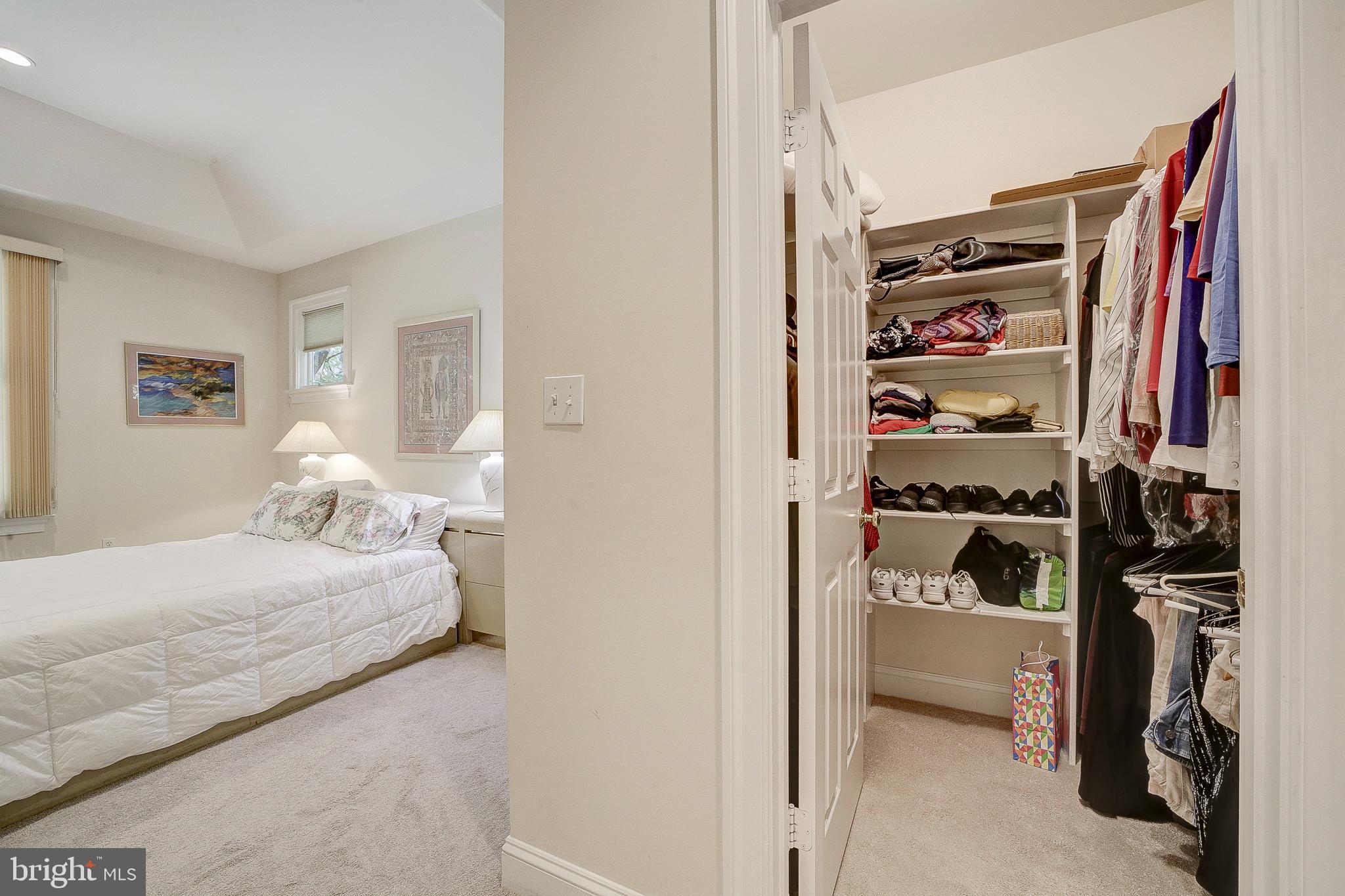 CHEVY CHASE - Residential