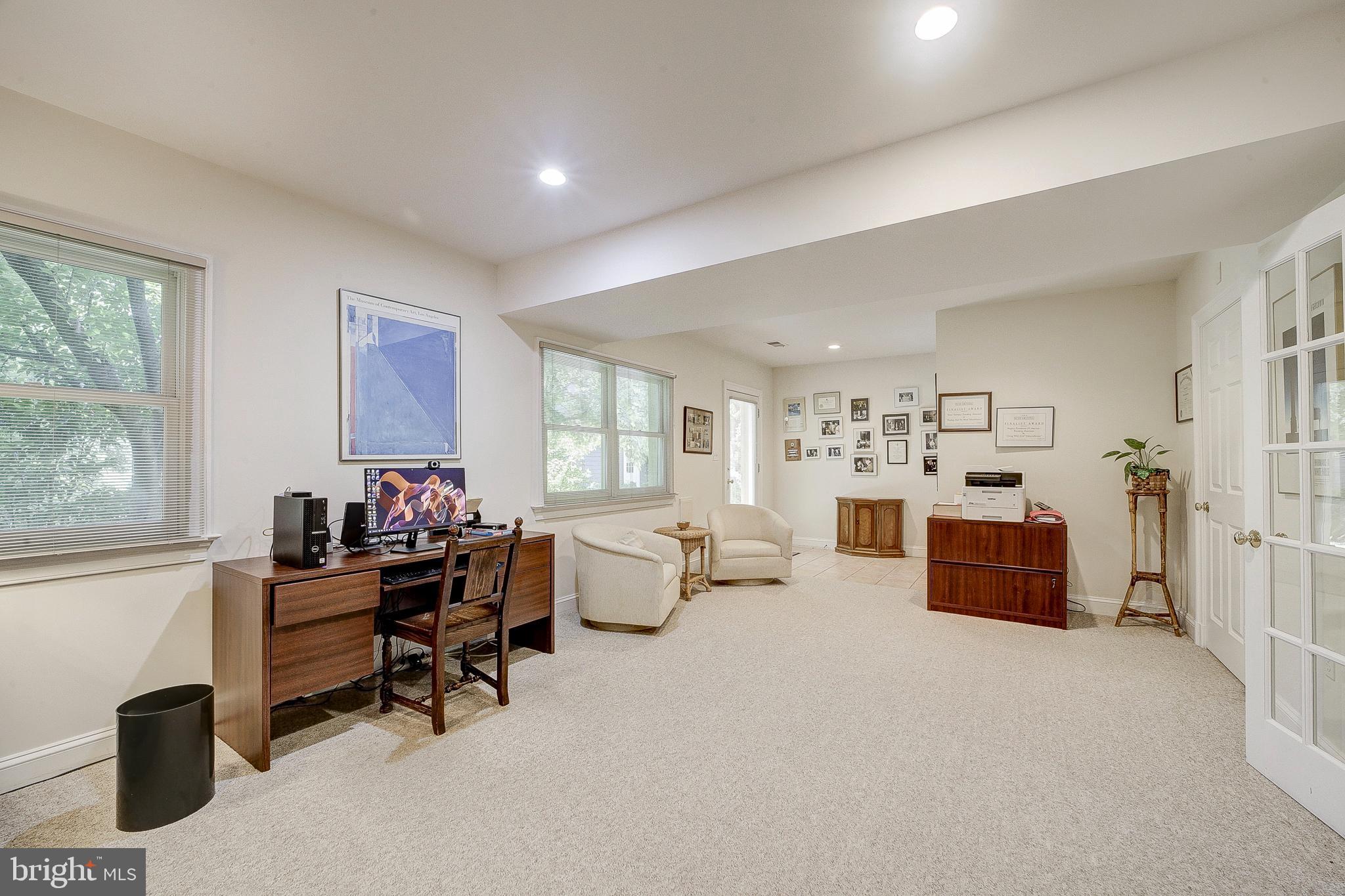 CHEVY CHASE - Residential