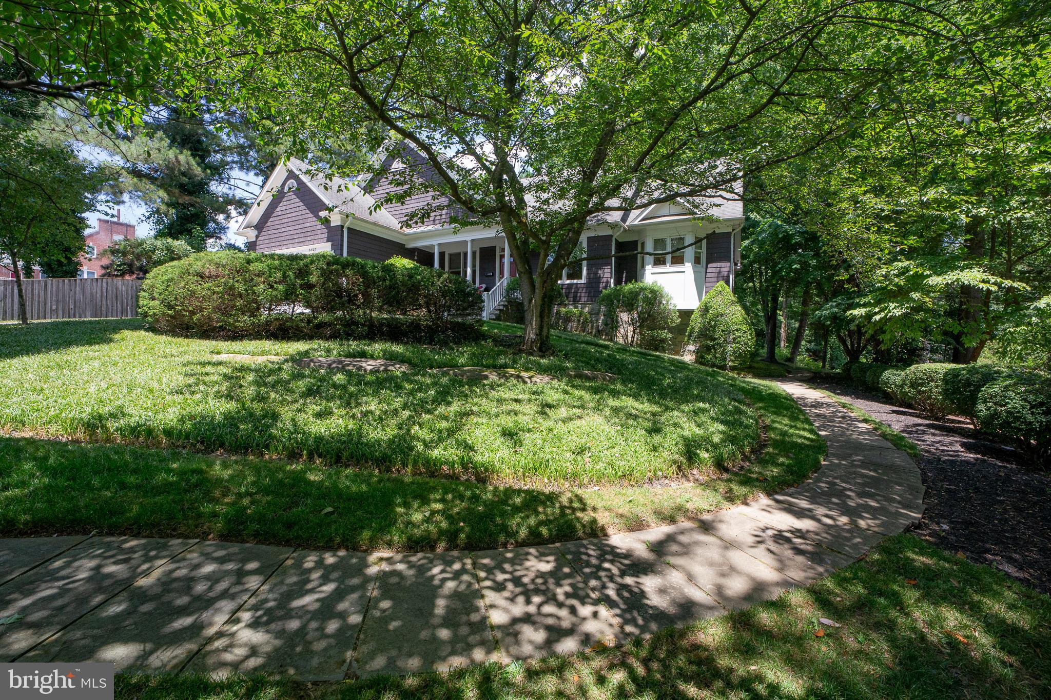 CHEVY CHASE - Residential