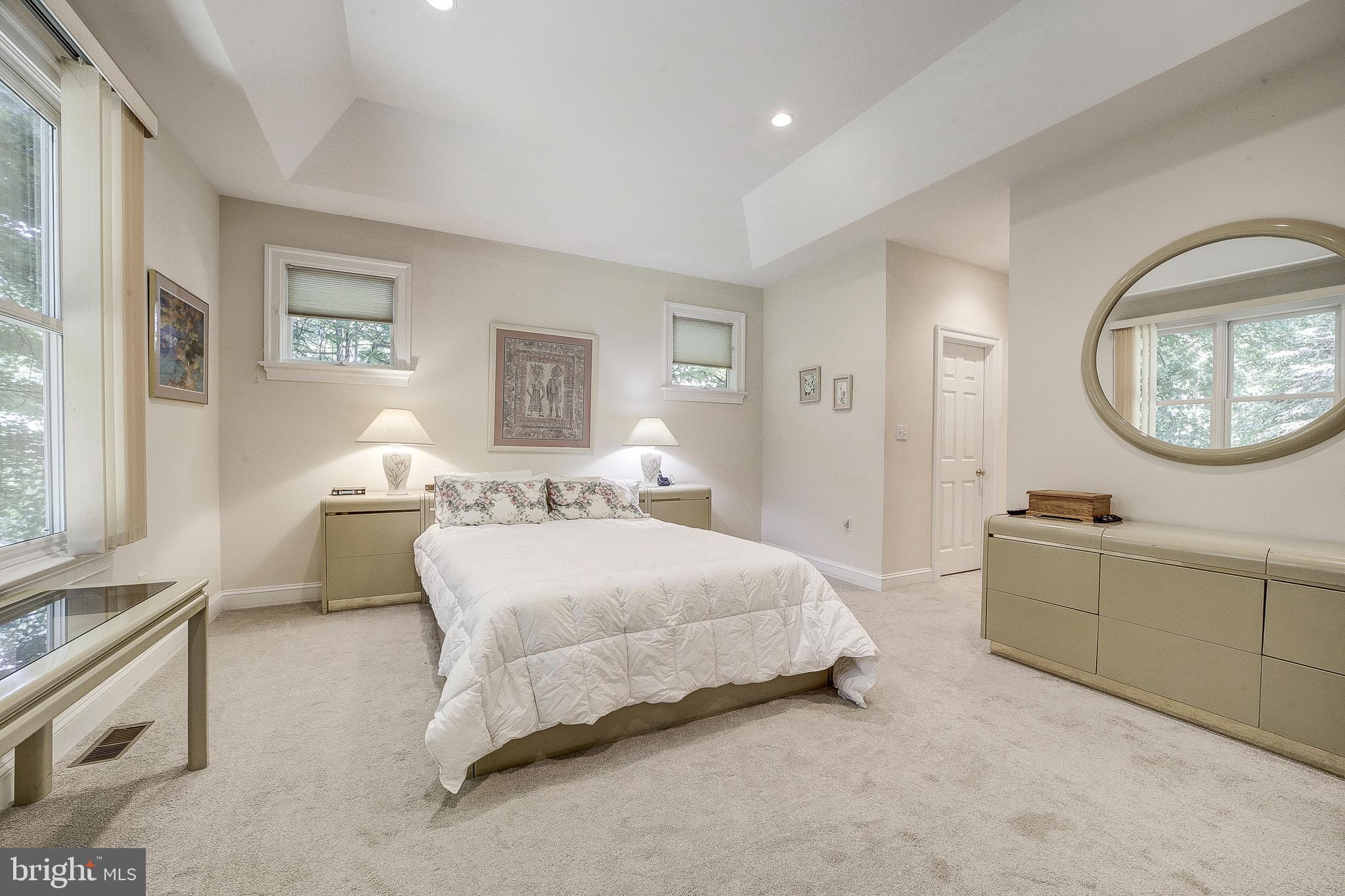 CHEVY CHASE - Residential