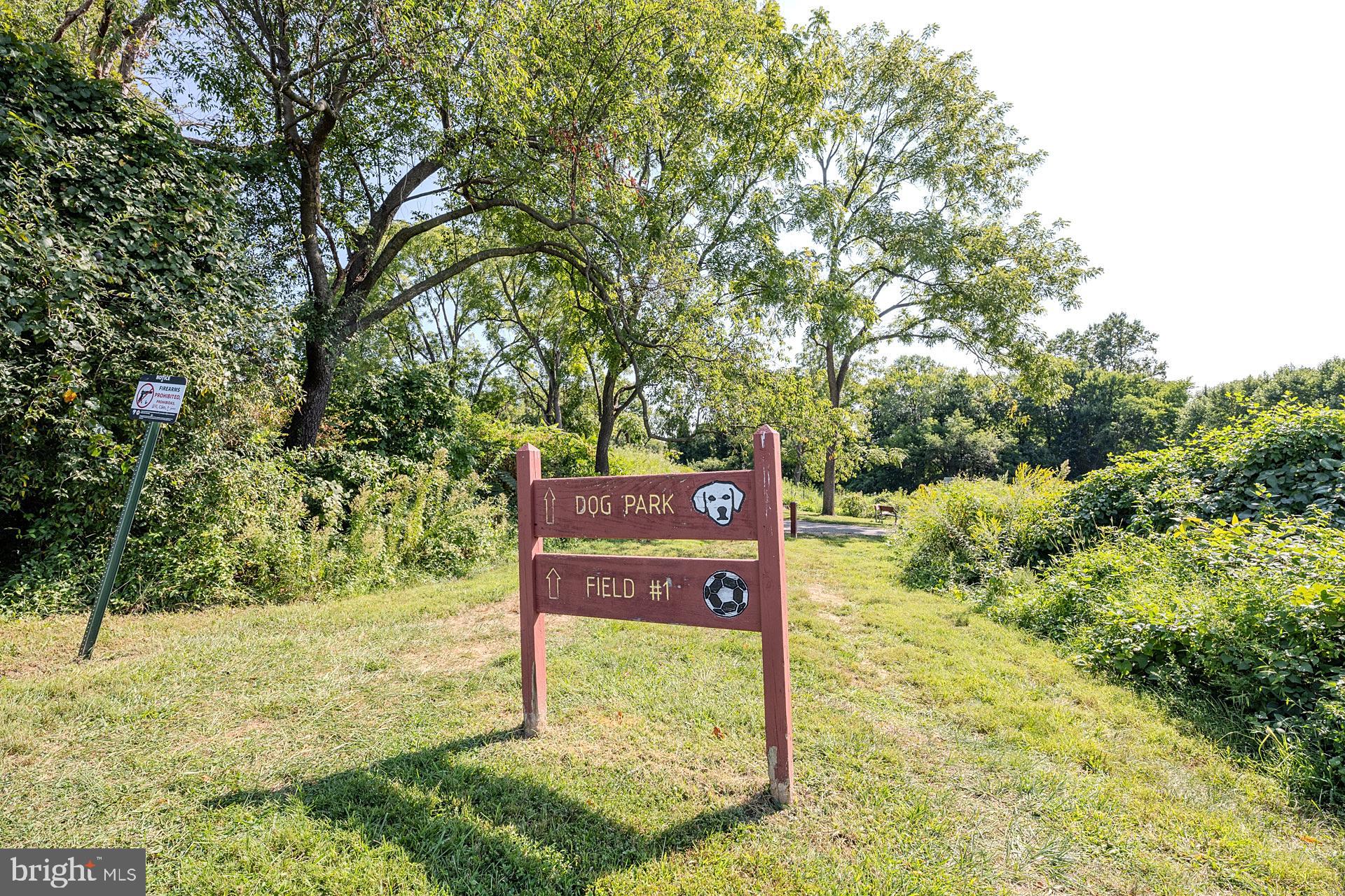 THE OAKTON - Residential