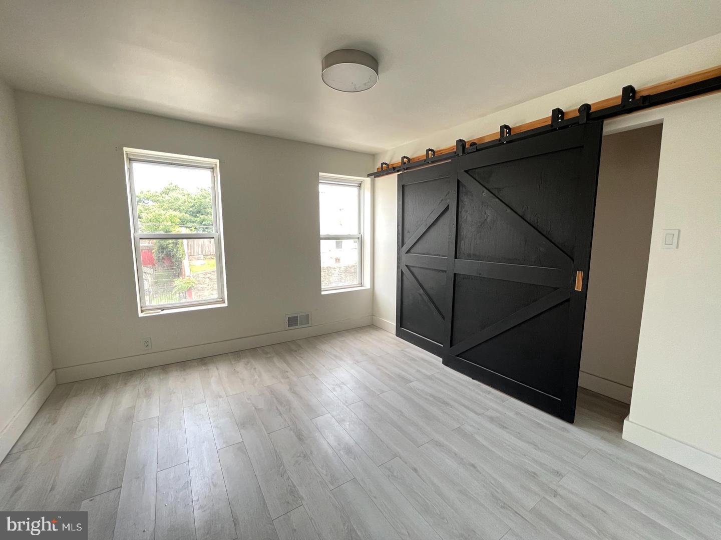 MANTUA - Residential
