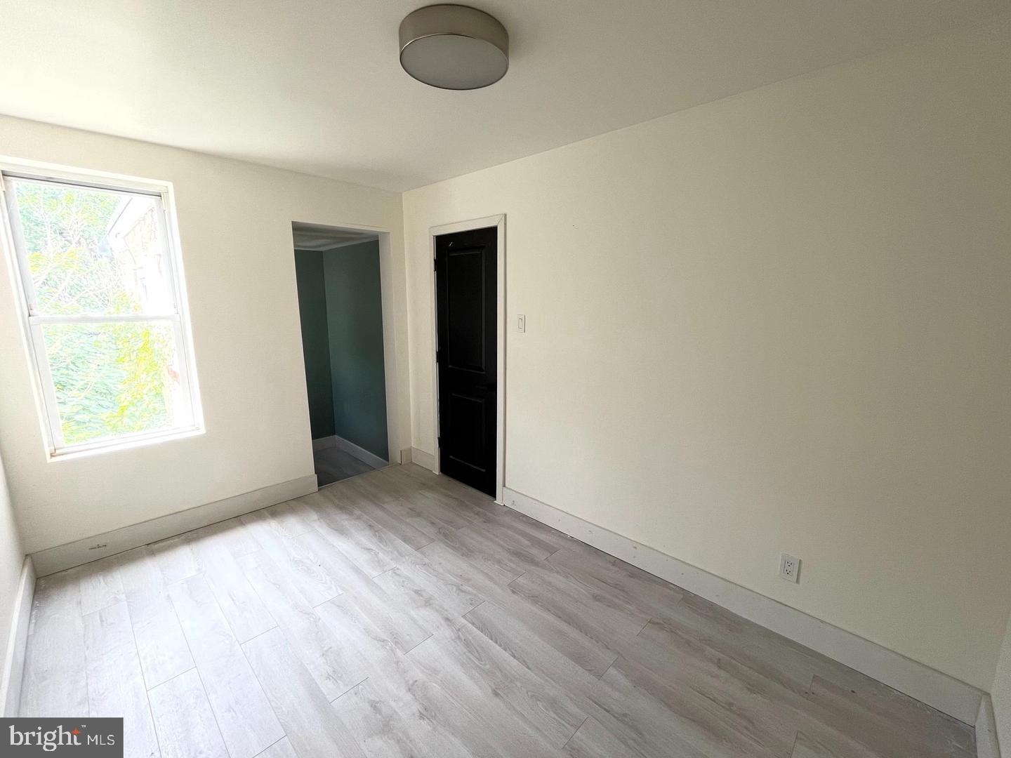 MANTUA - Residential