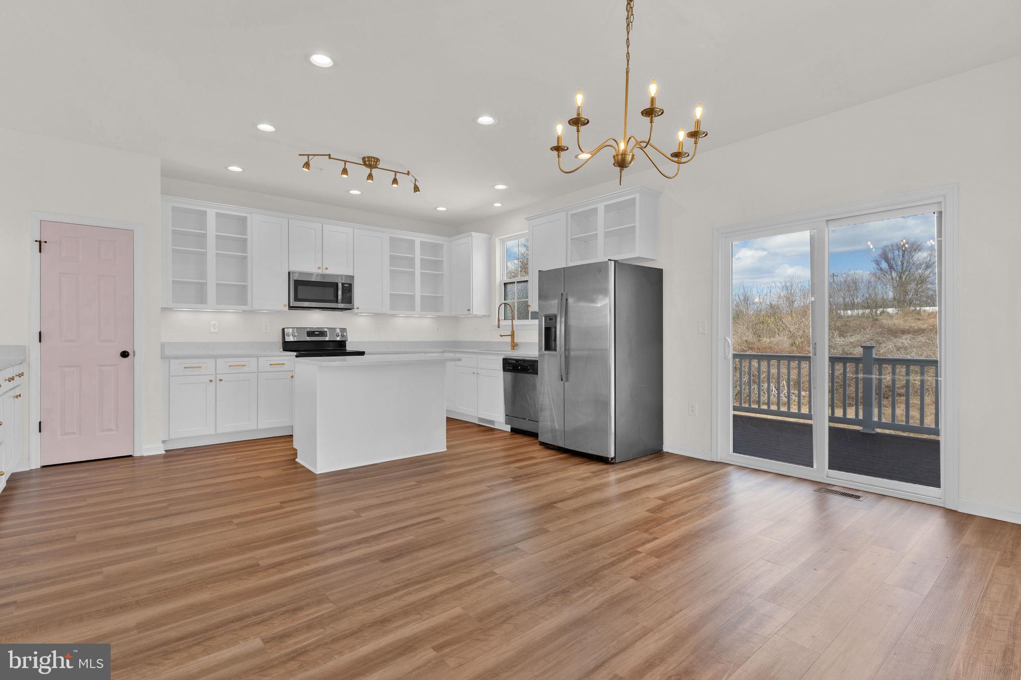 PRINCE FREDERICK CROSSING - Residential