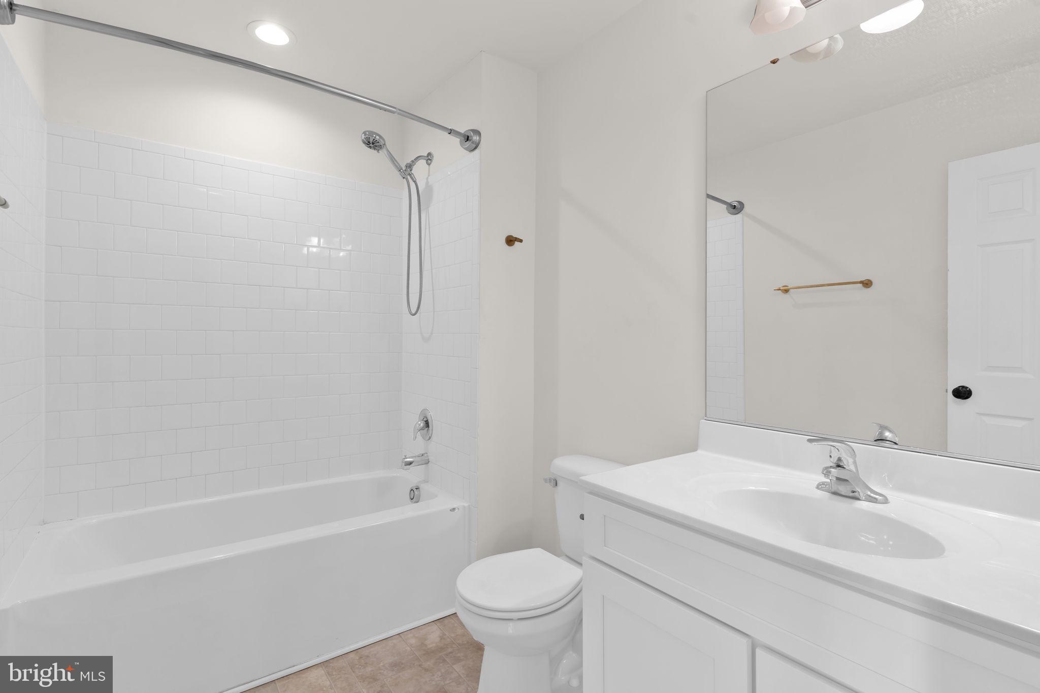 PRINCE FREDERICK CROSSING - Residential