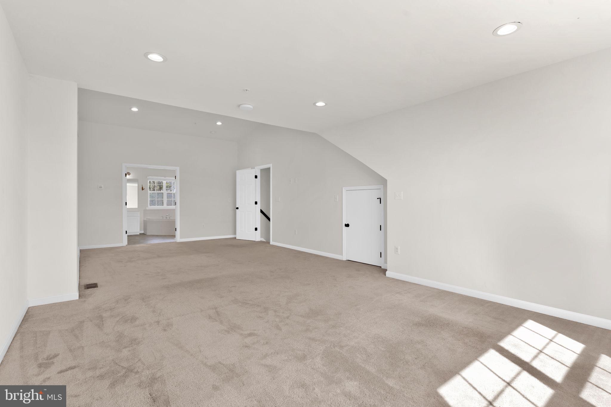 PRINCE FREDERICK CROSSING - Residential