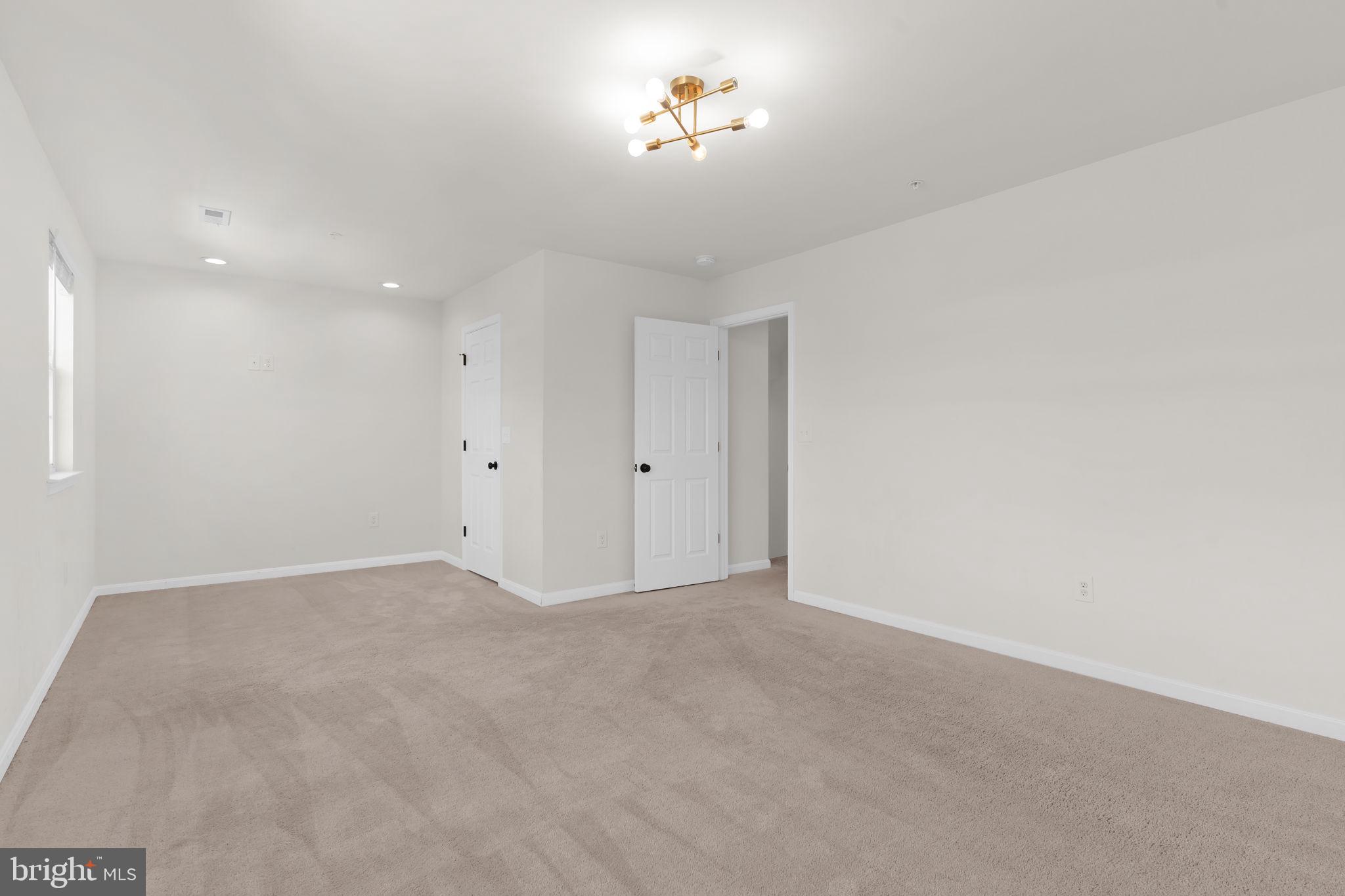 PRINCE FREDERICK CROSSING - Residential