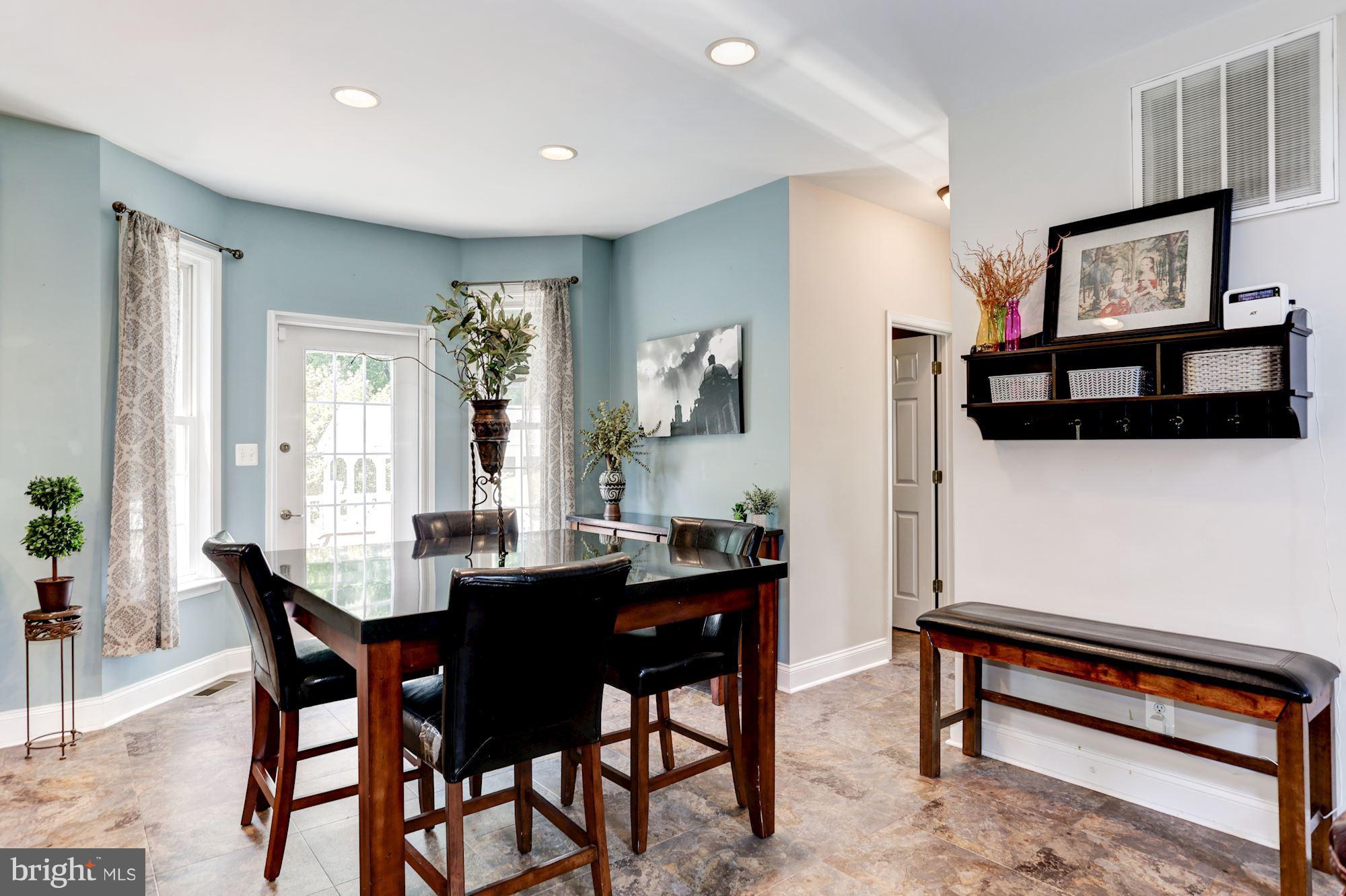 CHINQUAPIN RIDGE - Residential