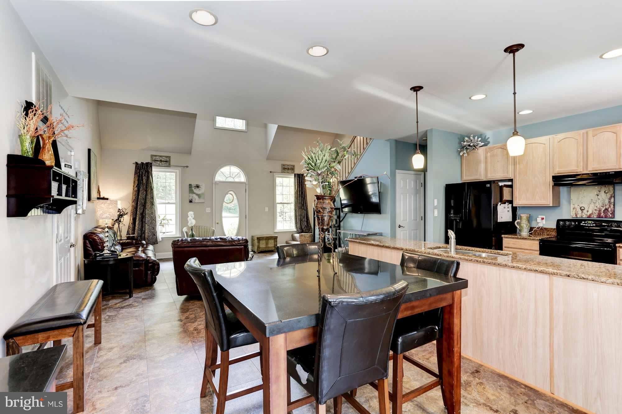 CHINQUAPIN RIDGE - Residential