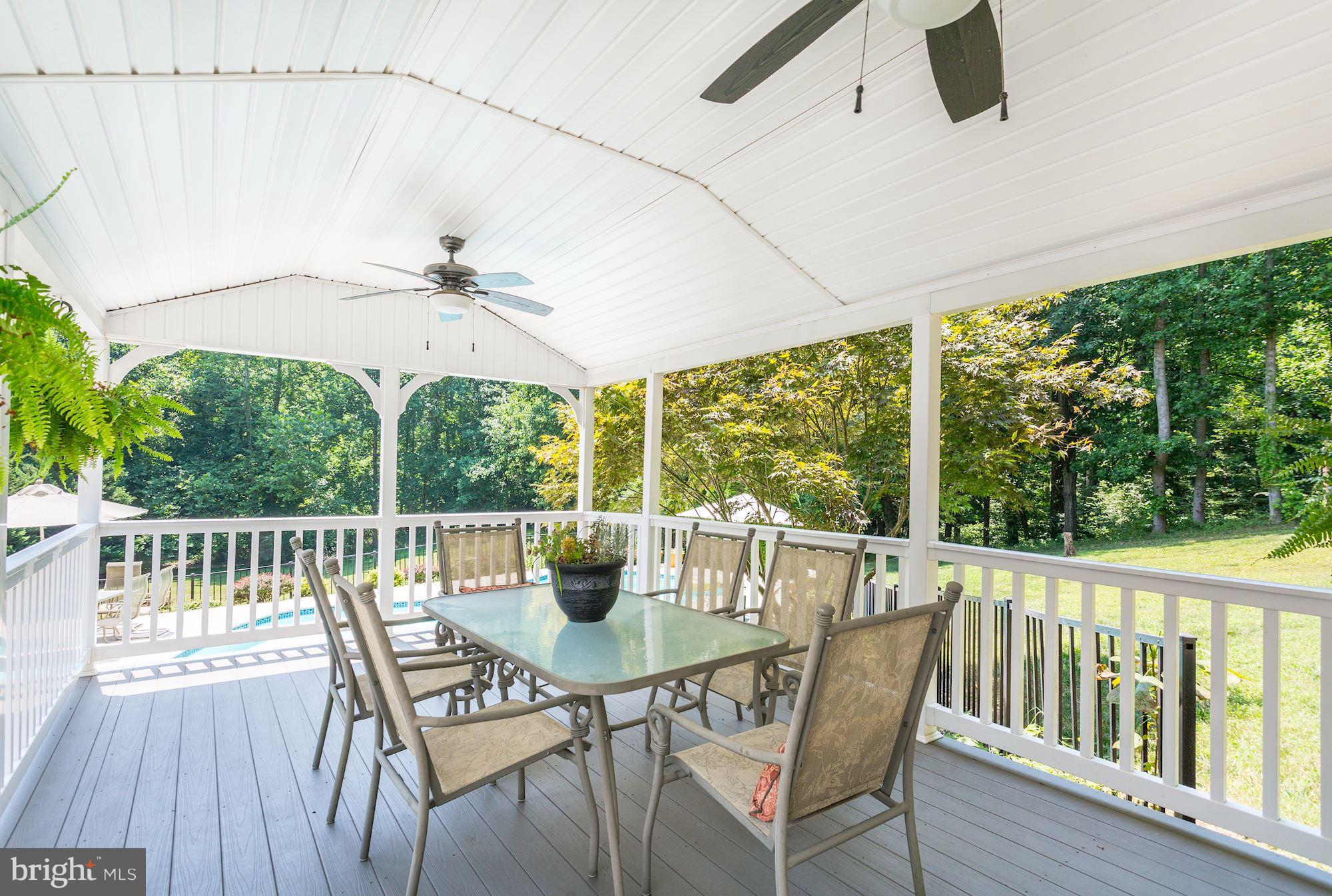 CHINQUAPIN RIDGE - Residential