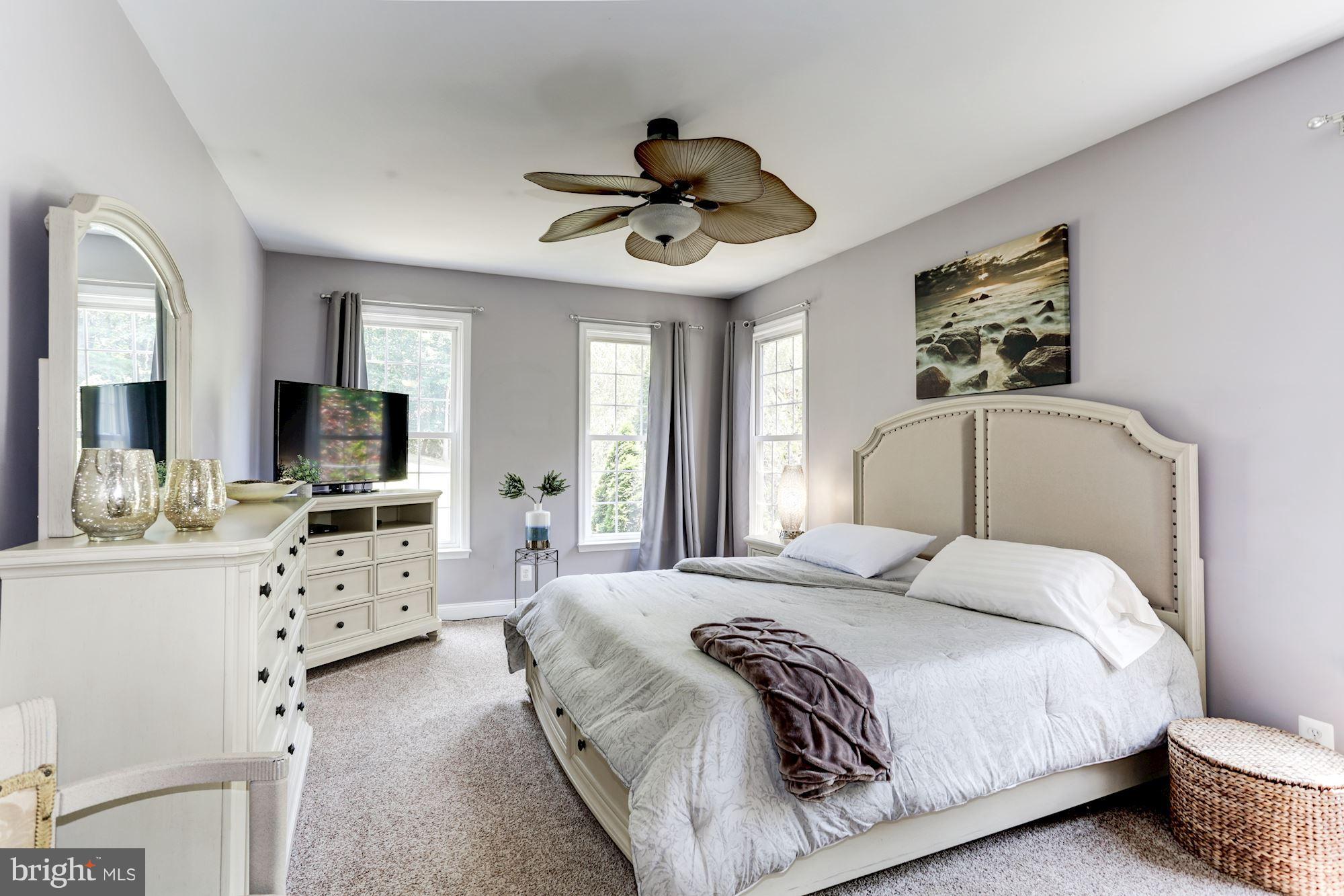 CHINQUAPIN RIDGE - Residential