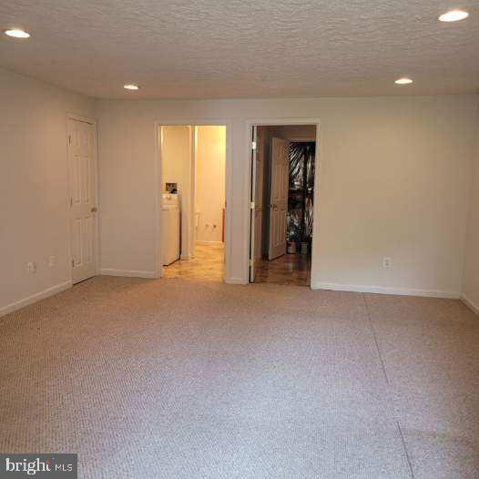 GREENBRIER HILLS - Residential Lease