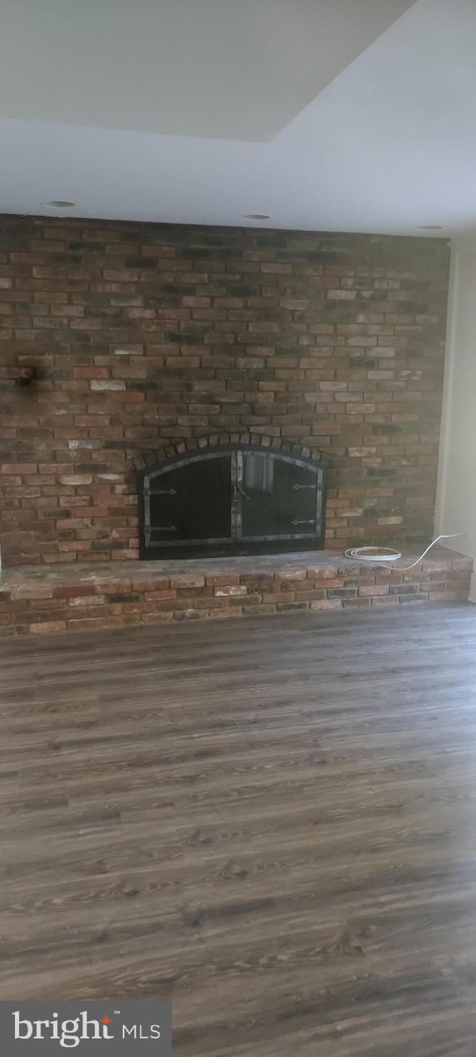 PLEASANT FIELDS - Residential Lease