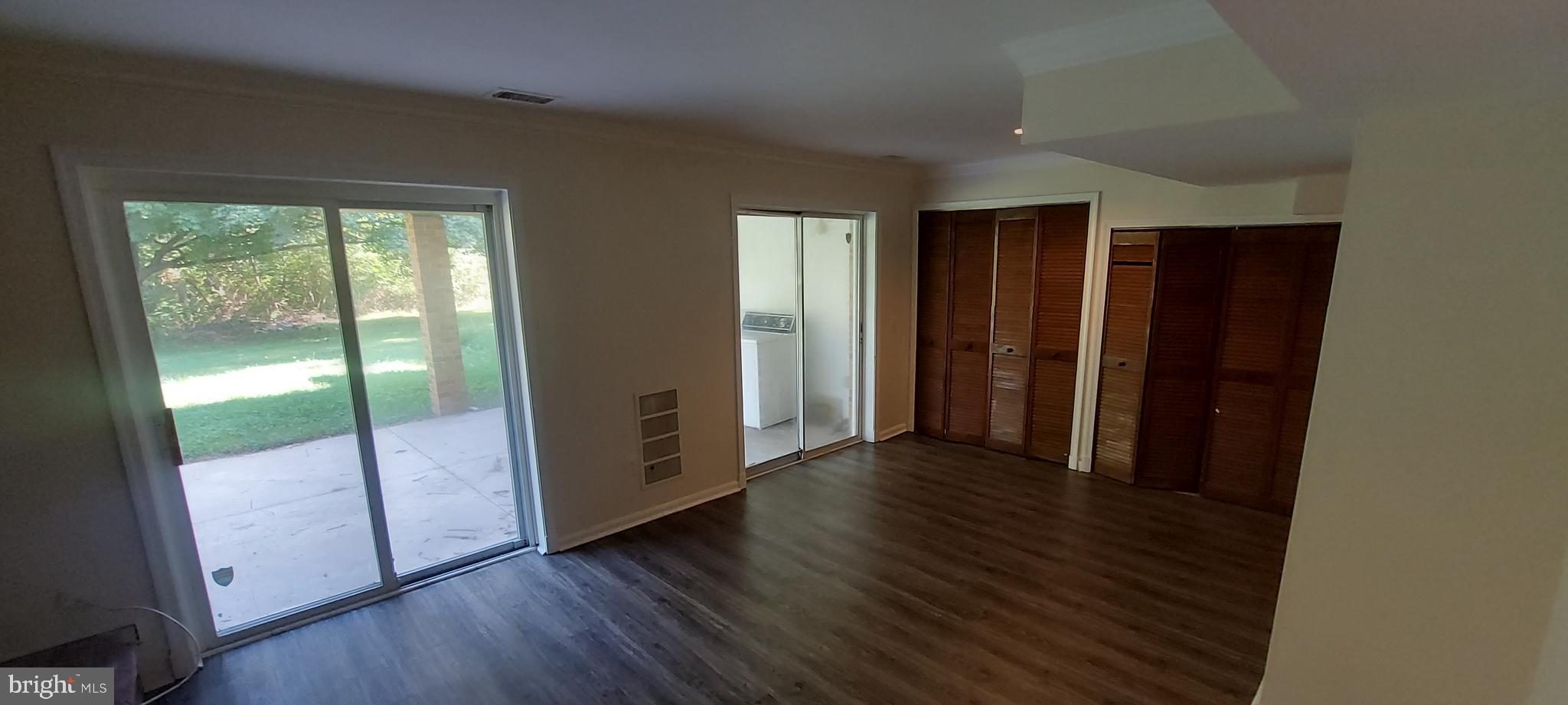 PLEASANT FIELDS - Residential Lease