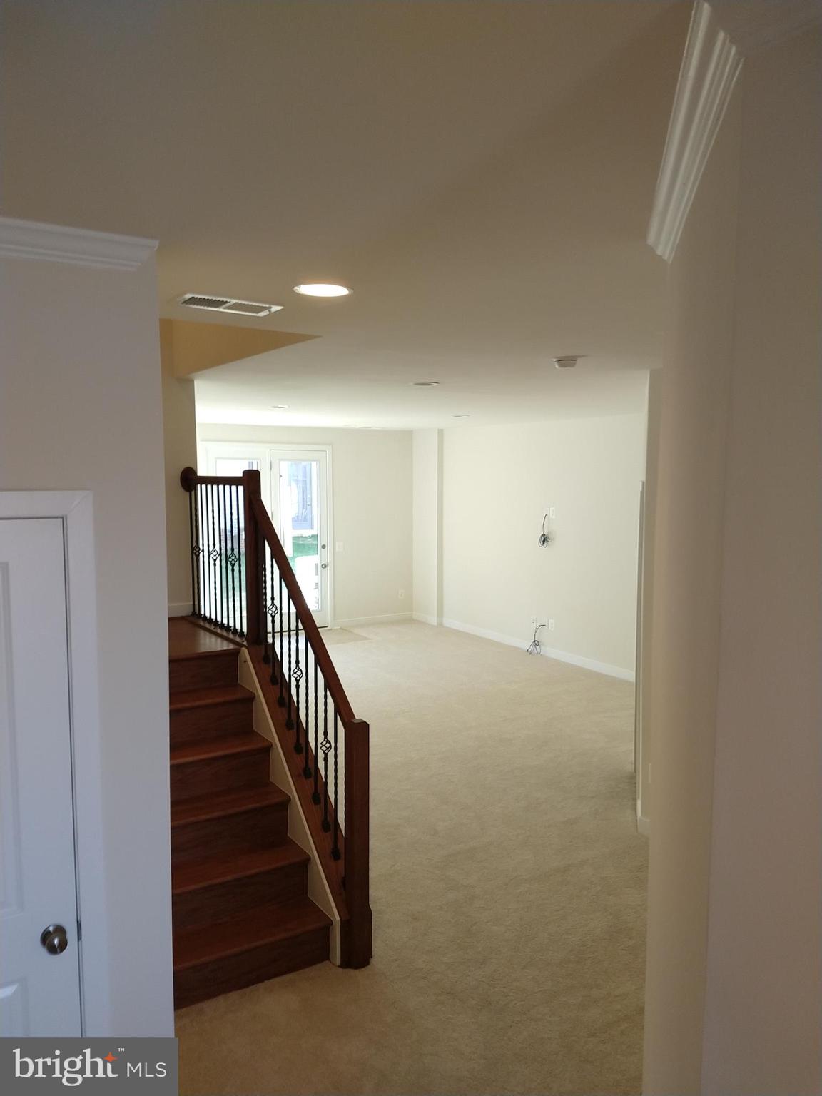 BRAMBLETON TOWN CENTER - Residential Lease