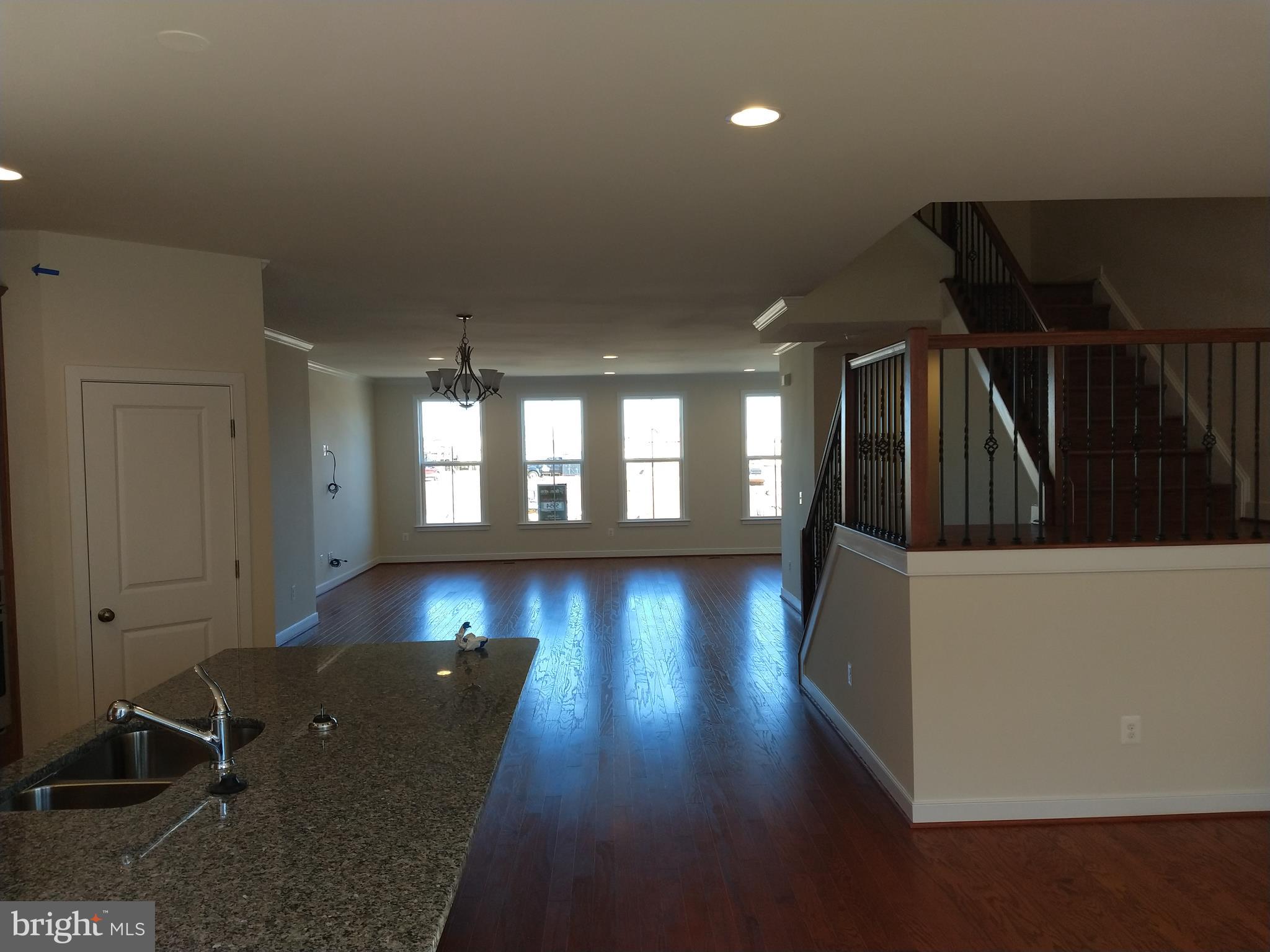 BRAMBLETON TOWN CENTER - Residential Lease