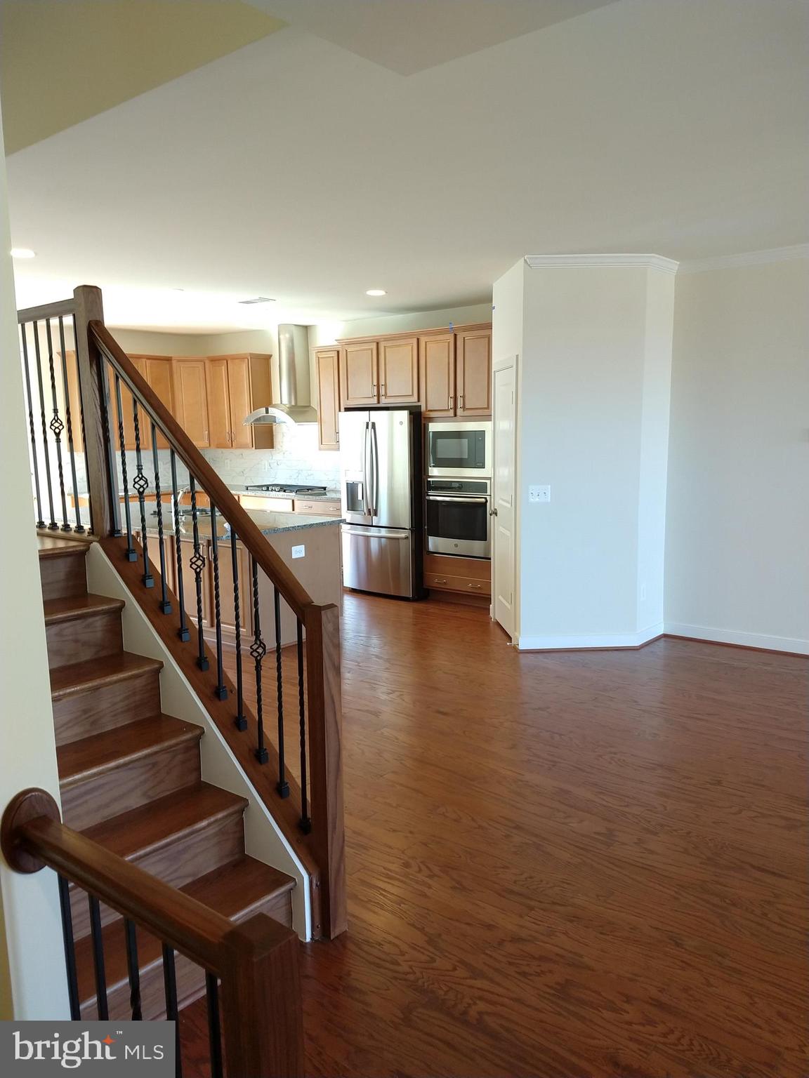 BRAMBLETON TOWN CENTER - Residential Lease